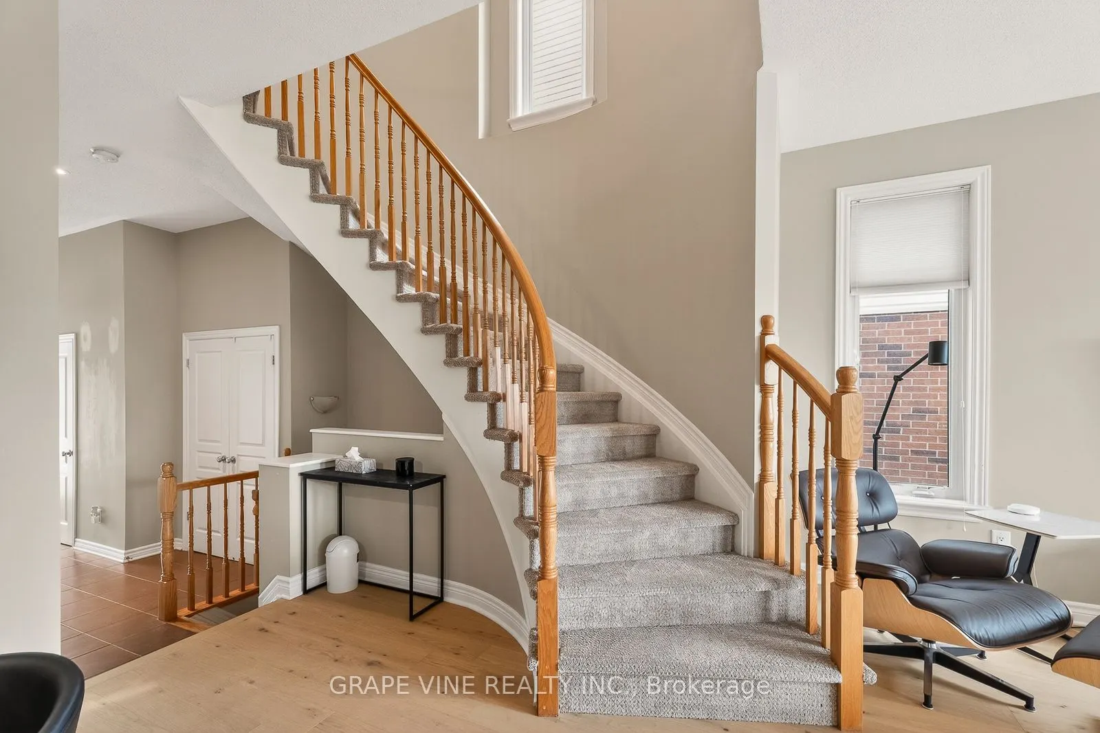 510 Grand Tully Way
