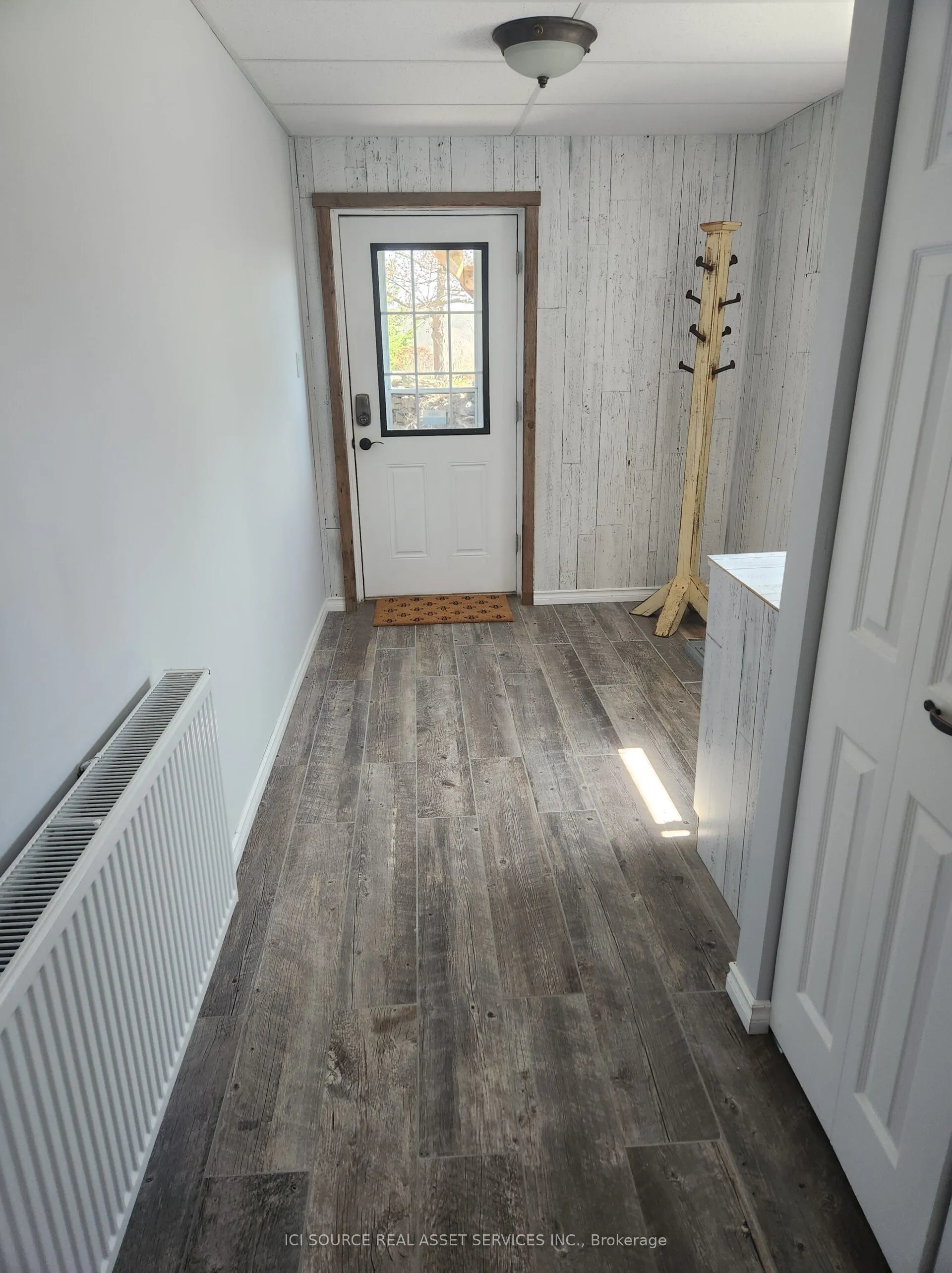 136 Hollowview Road
