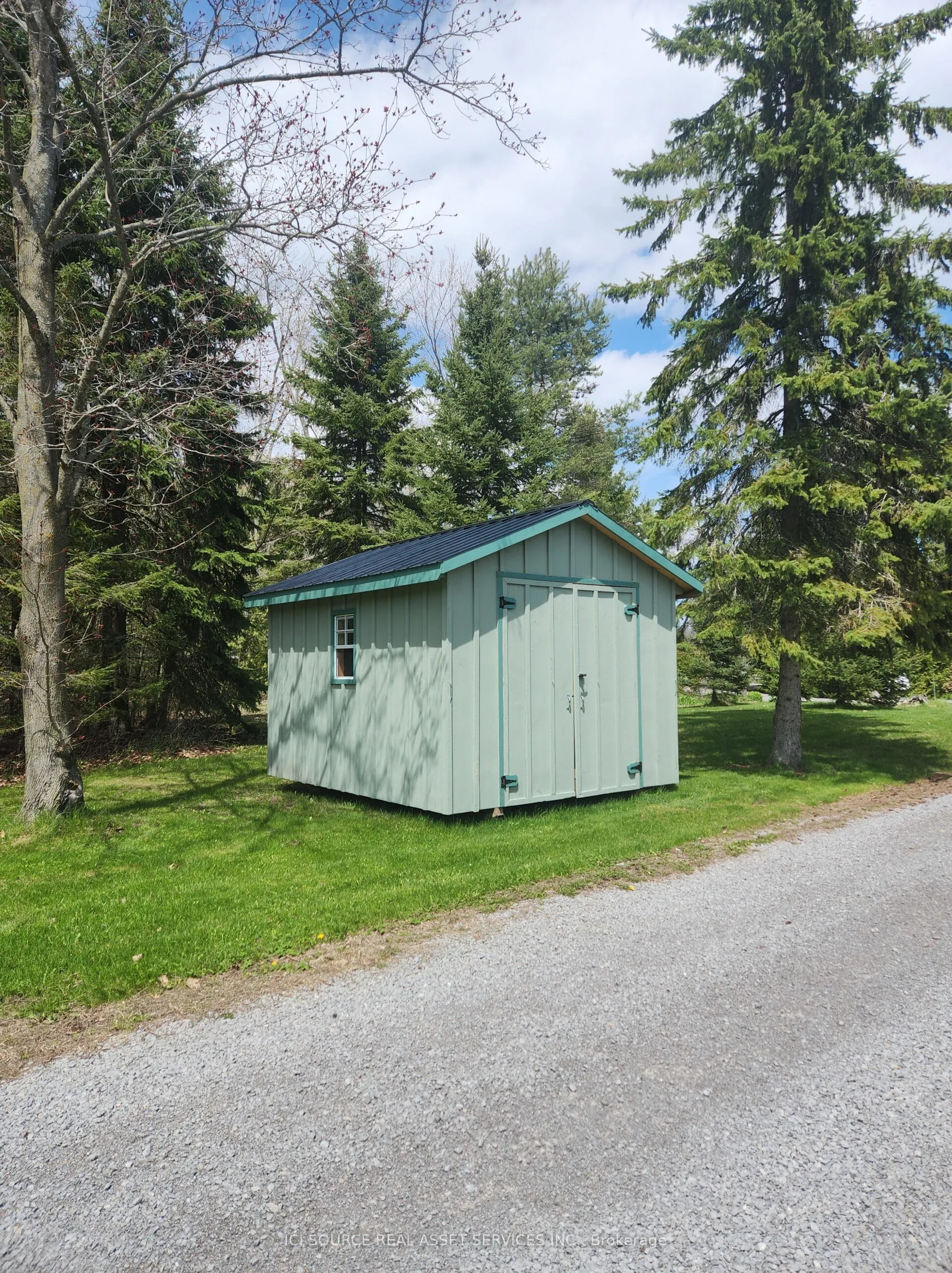 136 Hollowview Road