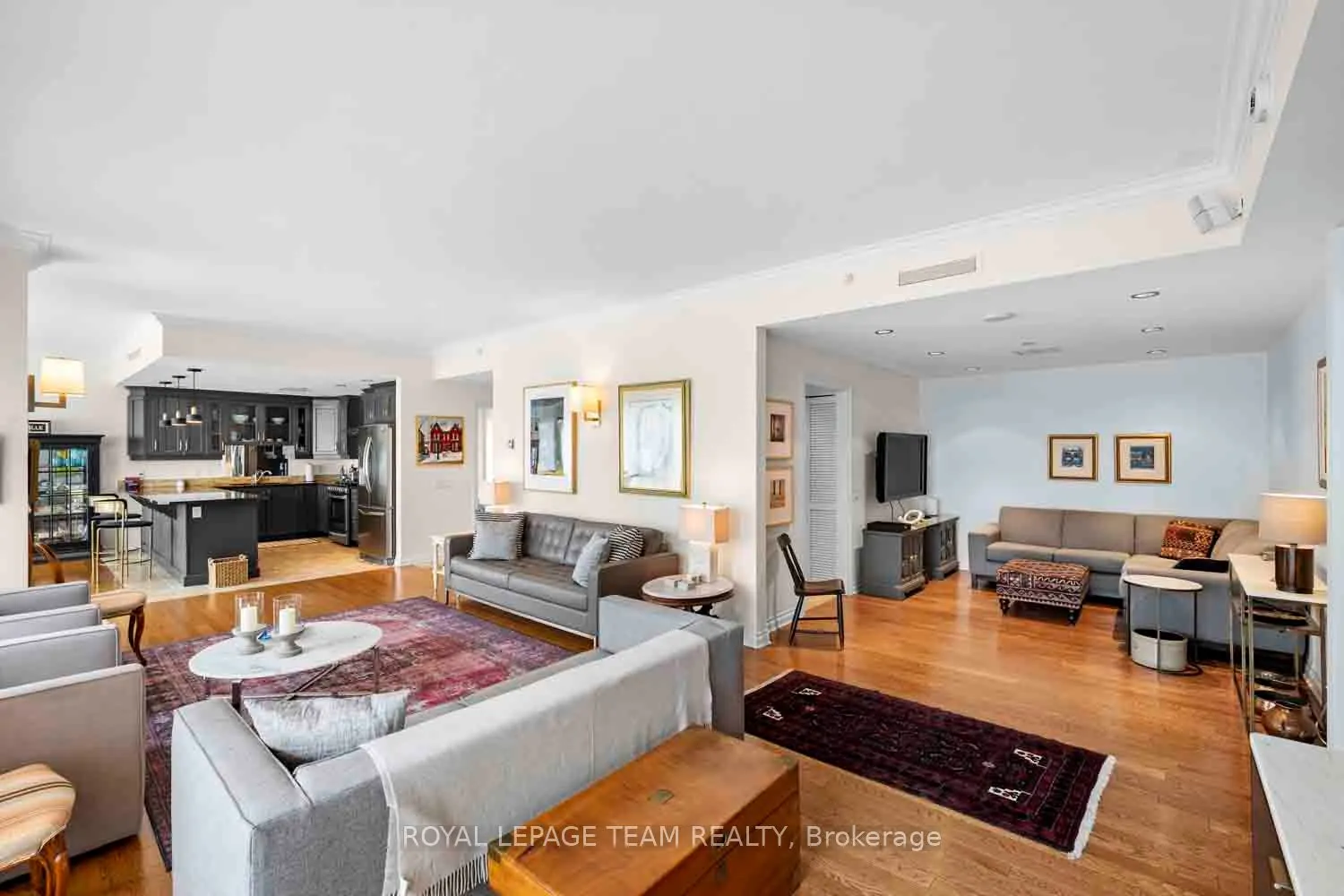 90 George Street #601