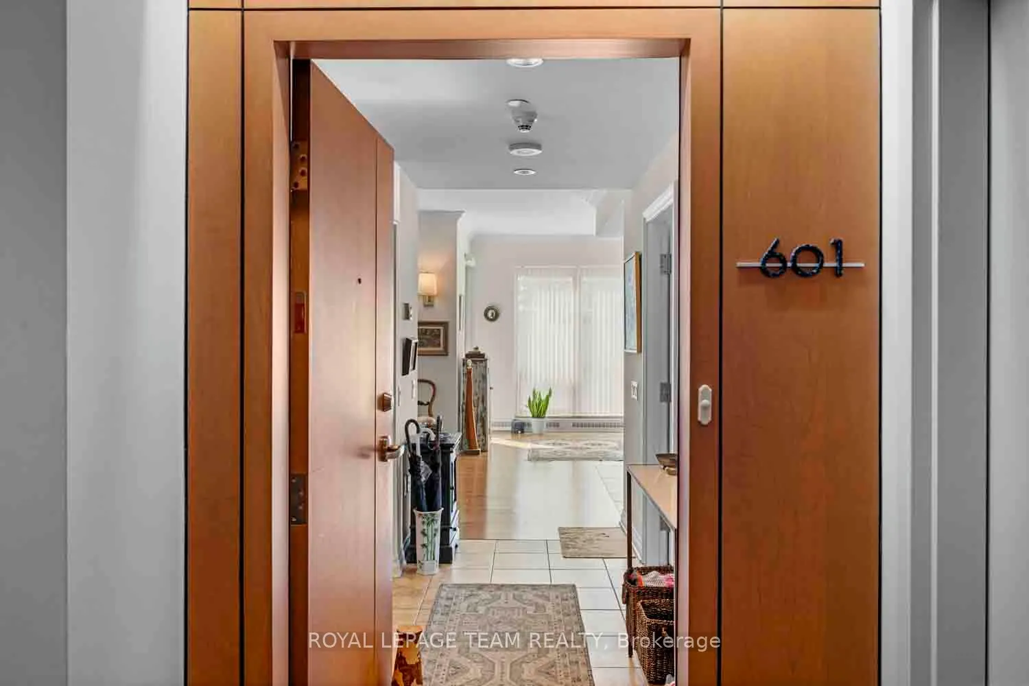 90 George Street #601