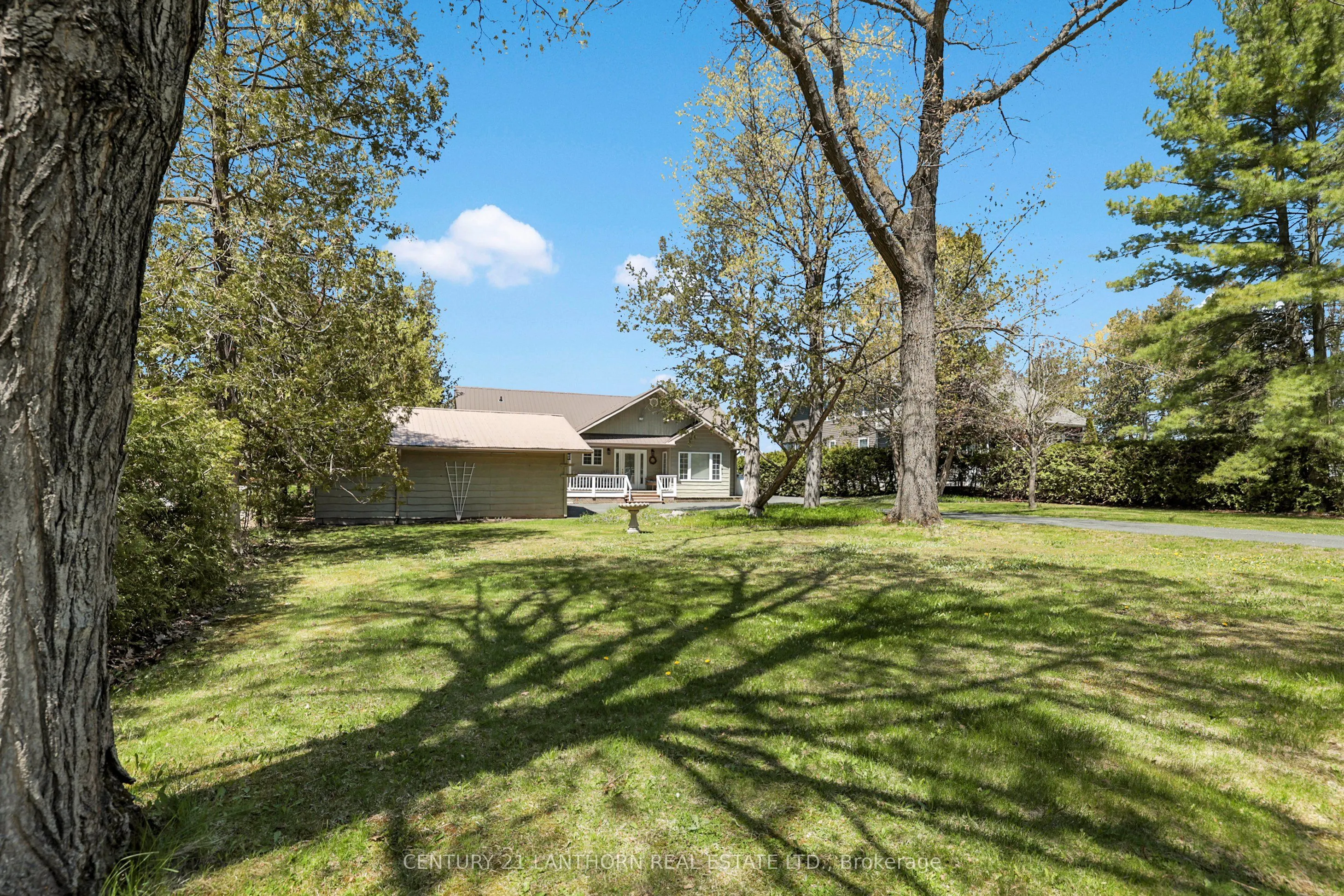 251 High Shore Road