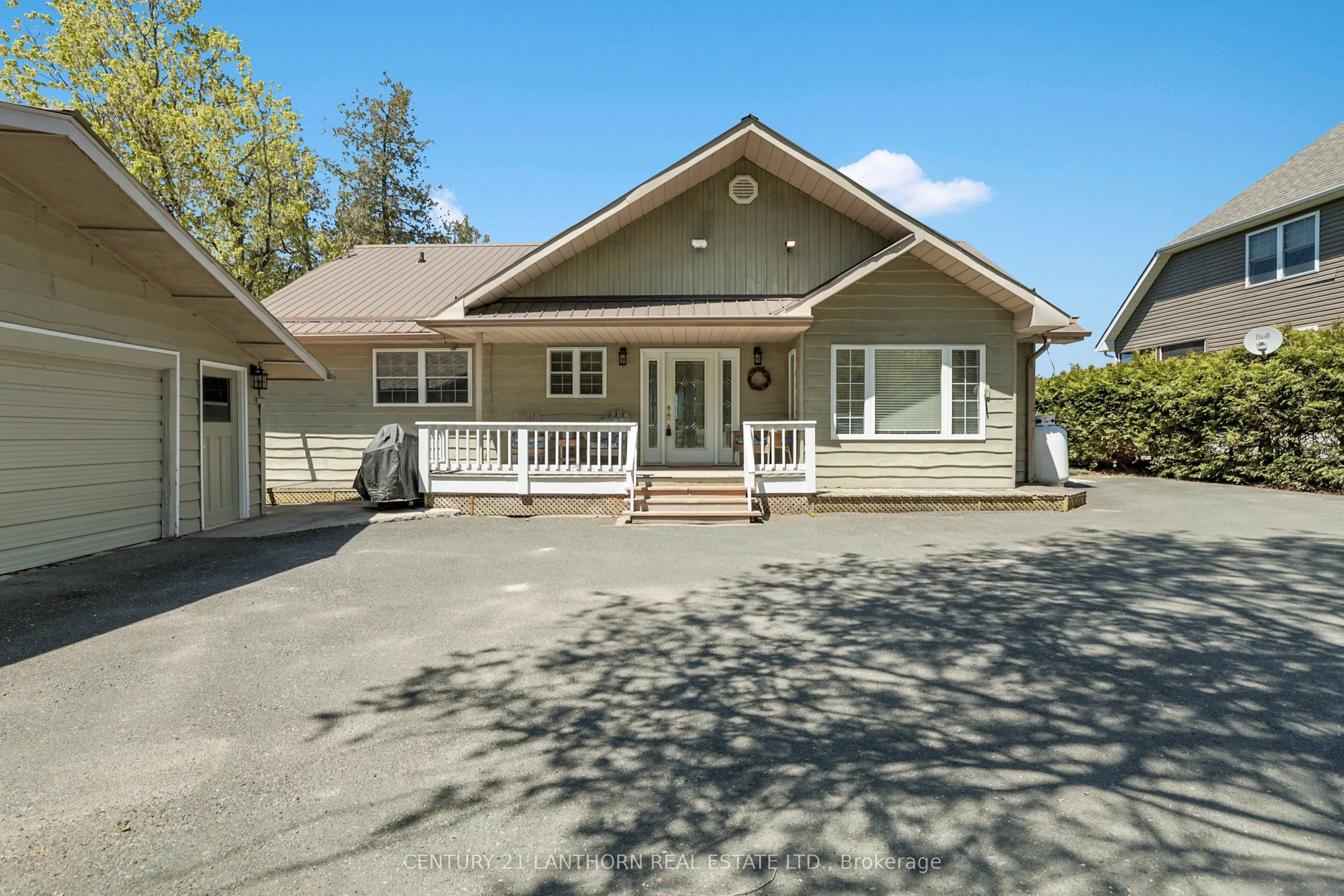 251 High Shore Road