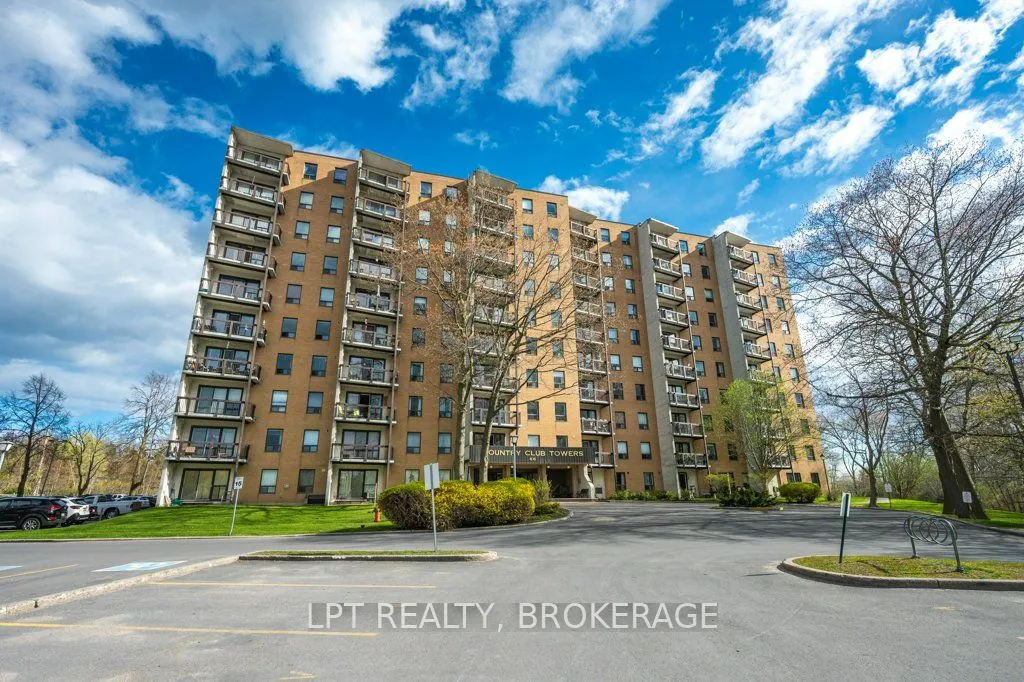 66 Greenview Drive #208