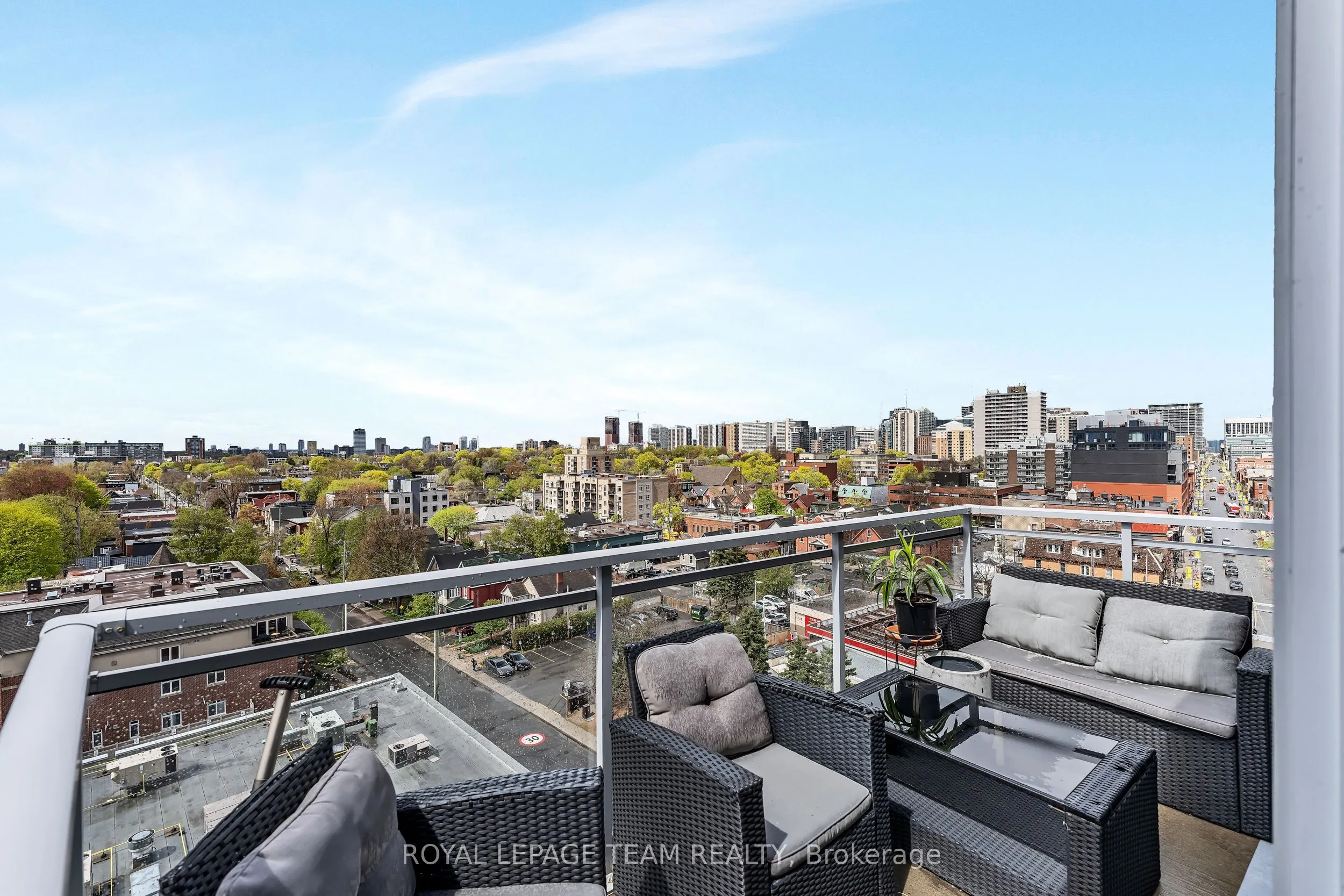 360 Mcleod Street #905