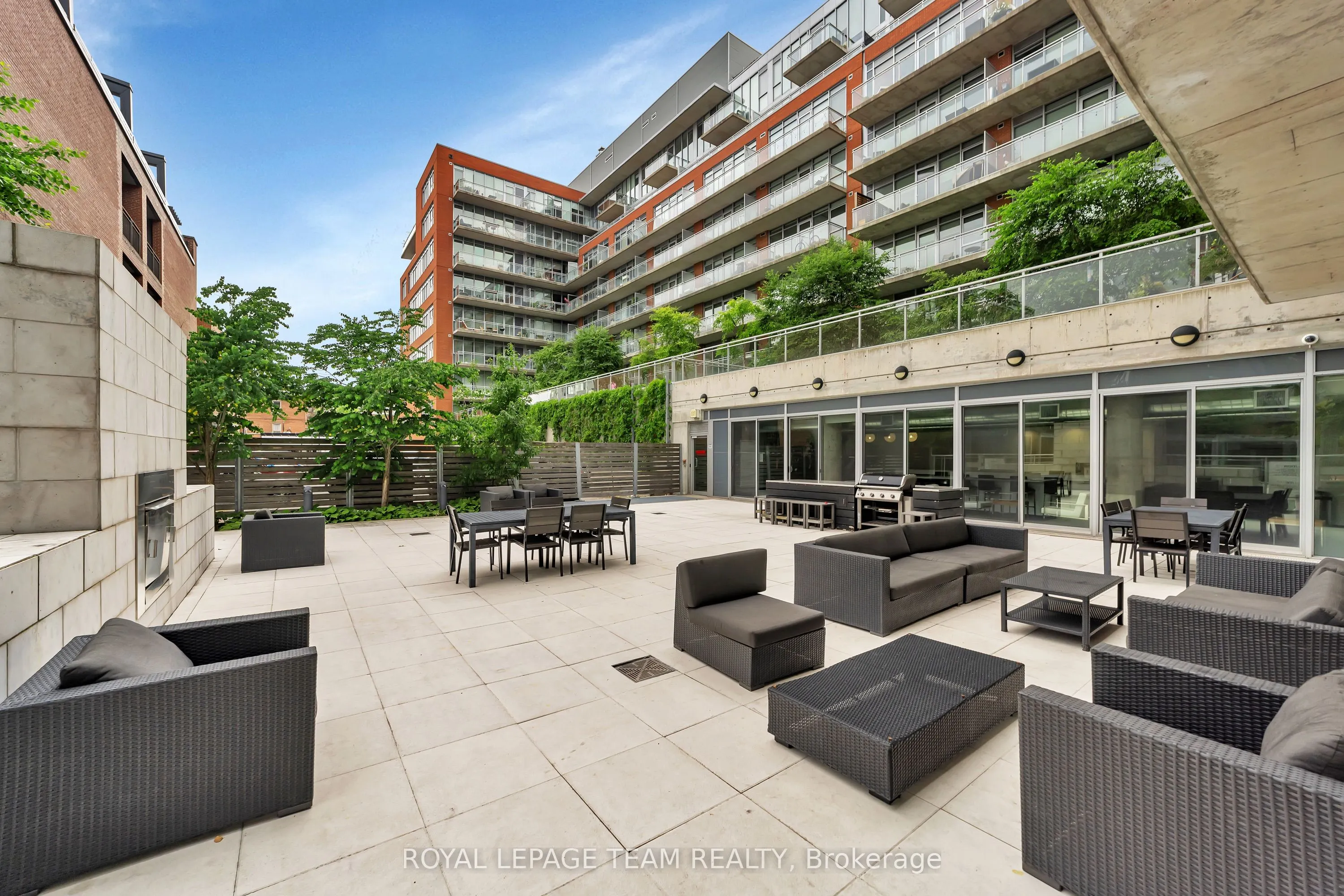 360 Mcleod Street #905