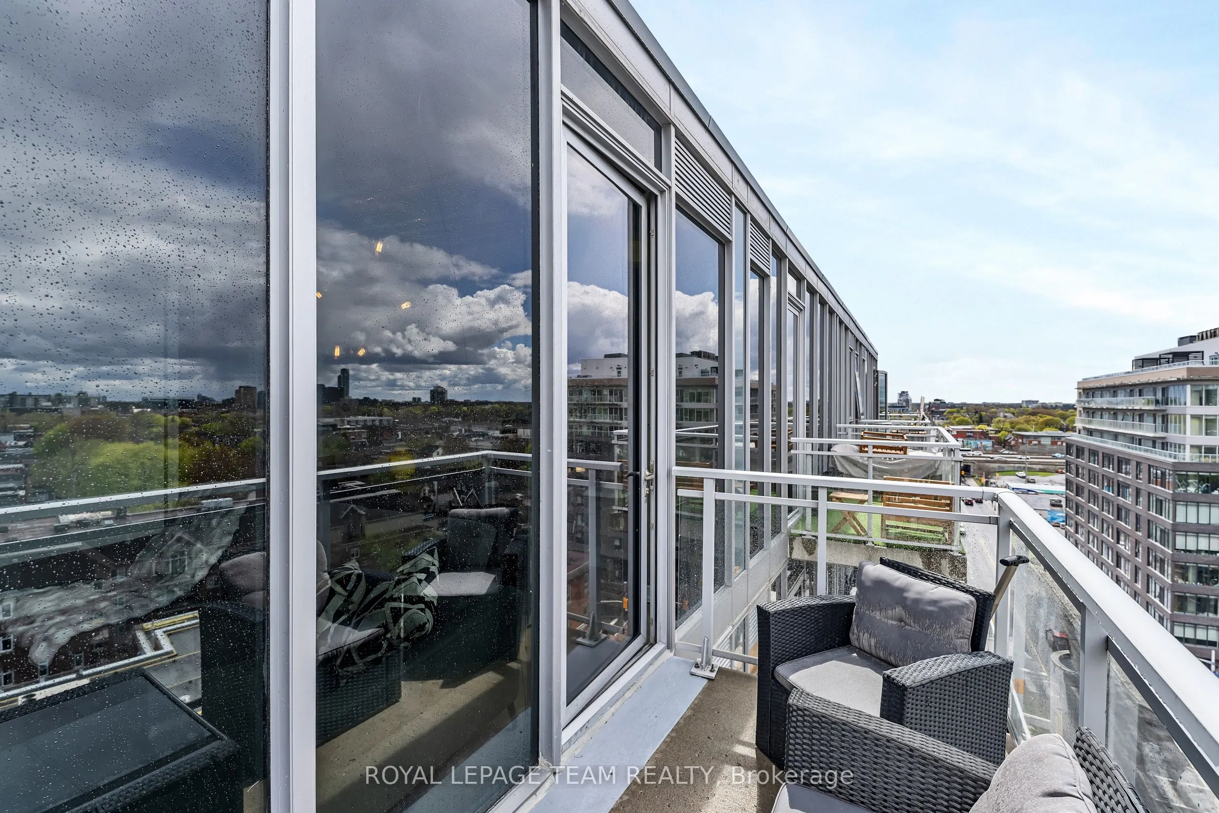 360 Mcleod Street #905