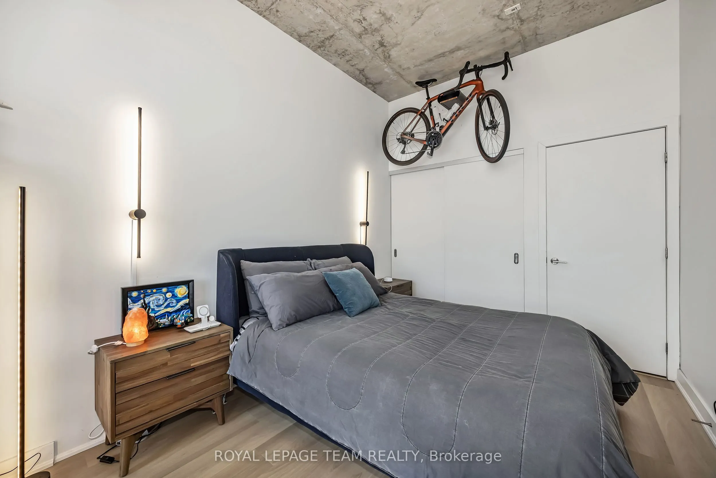 360 Mcleod Street #905