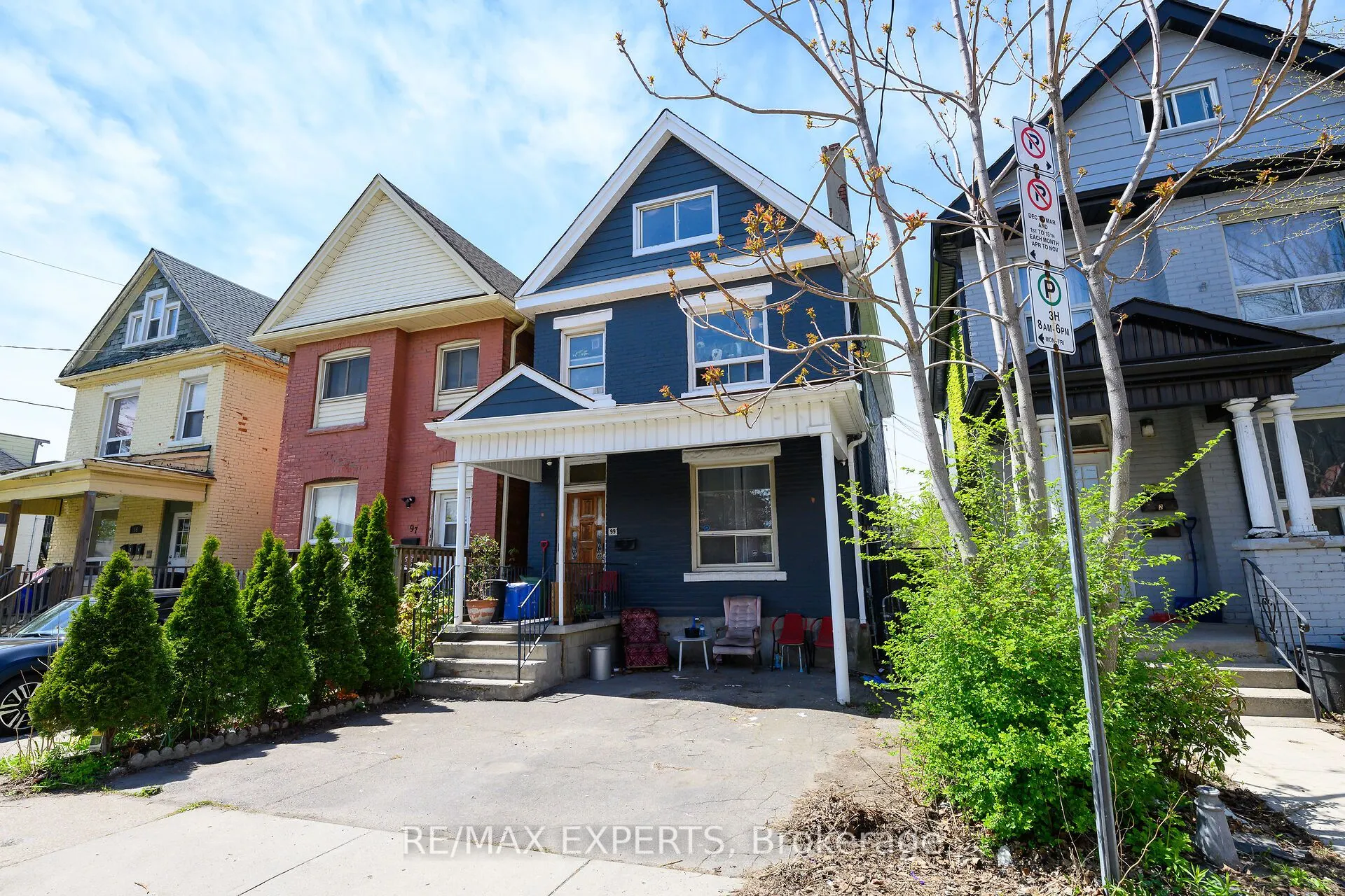 99 Leeming Street