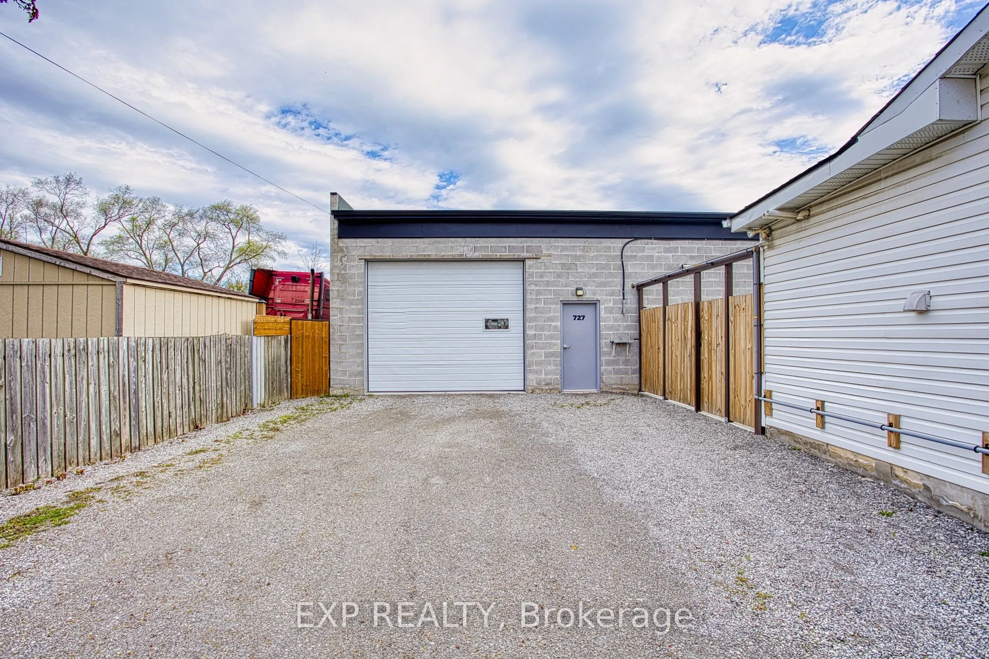 727 Barton Street