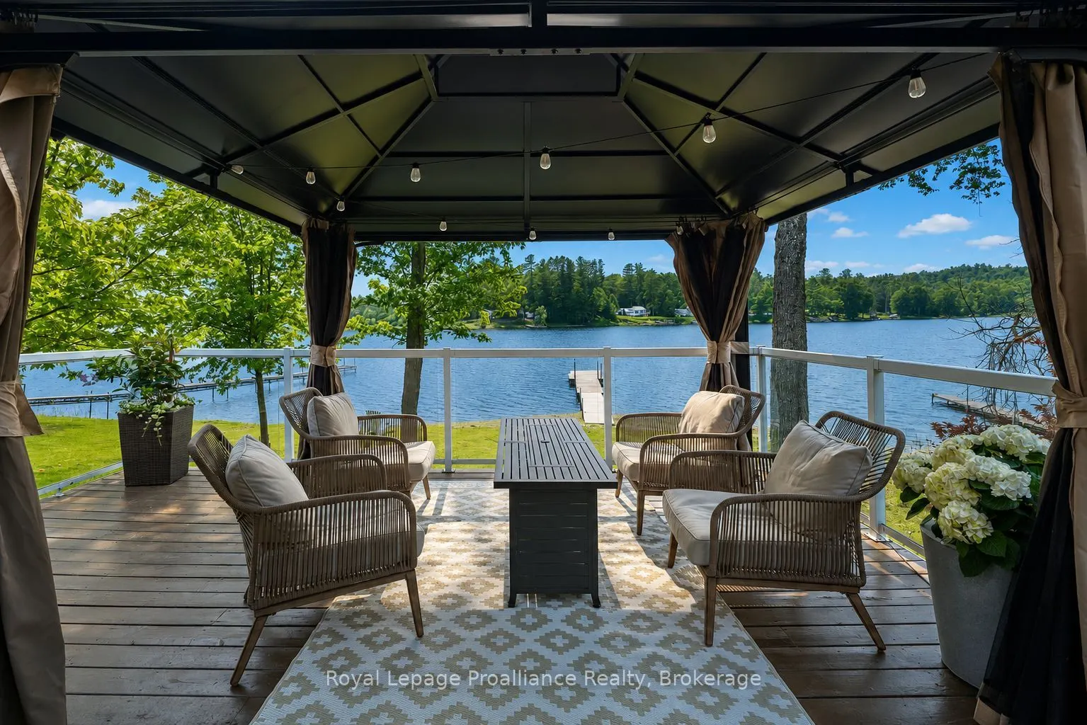 90 Cosy Cove Lane