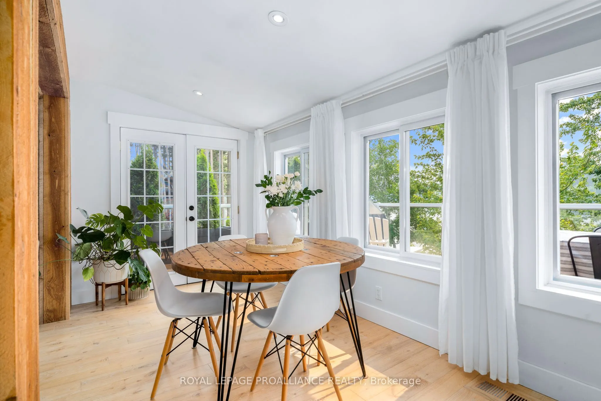 90 Cosy Cove Lane