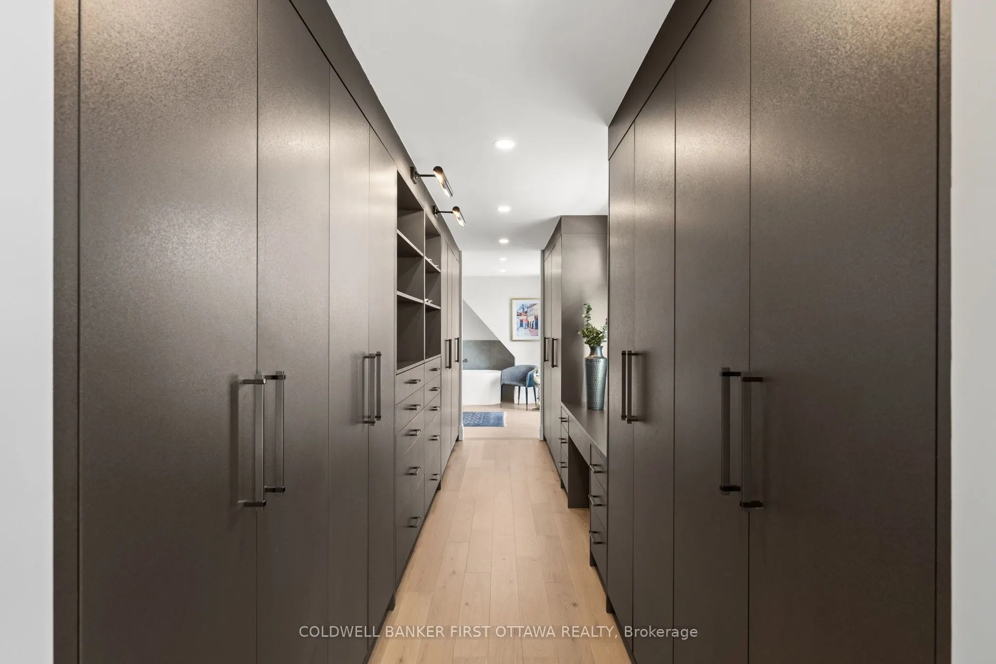 6619 Marina Drive