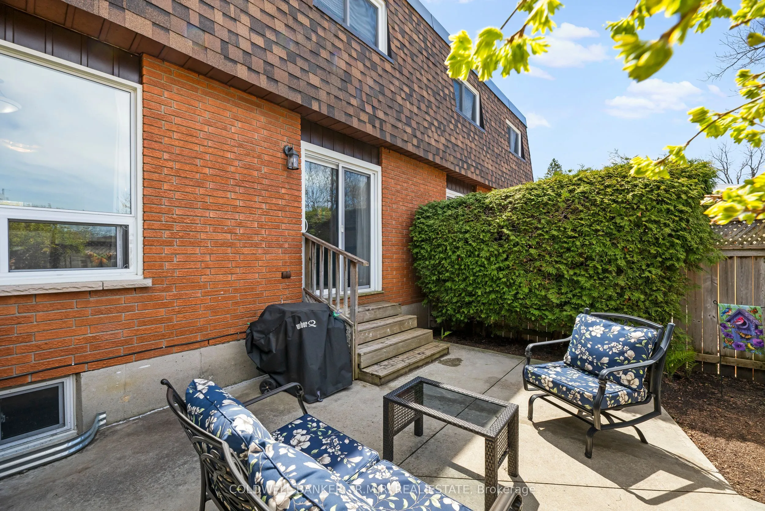 373 D'arcy Street #5