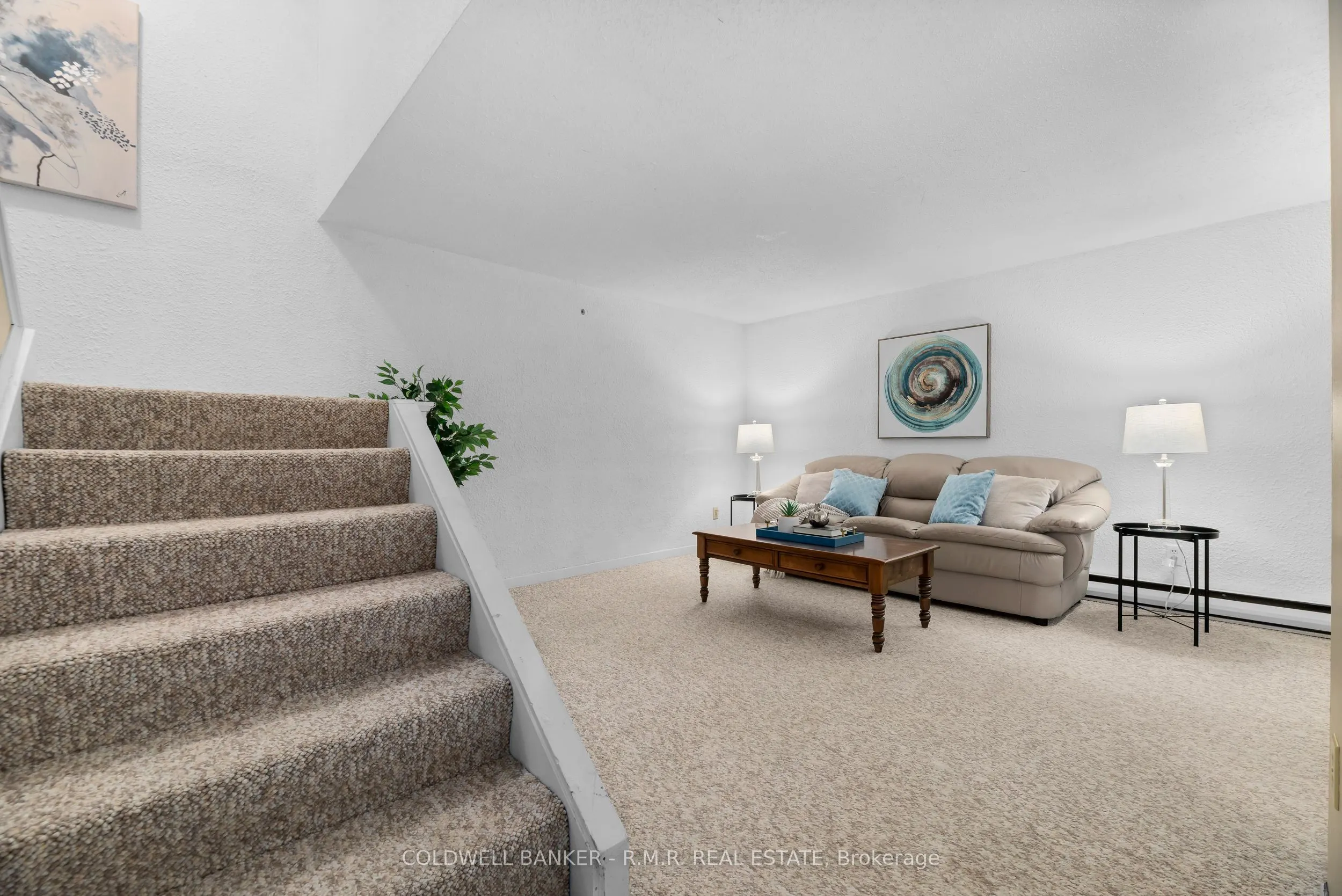 373 D'arcy Street #5