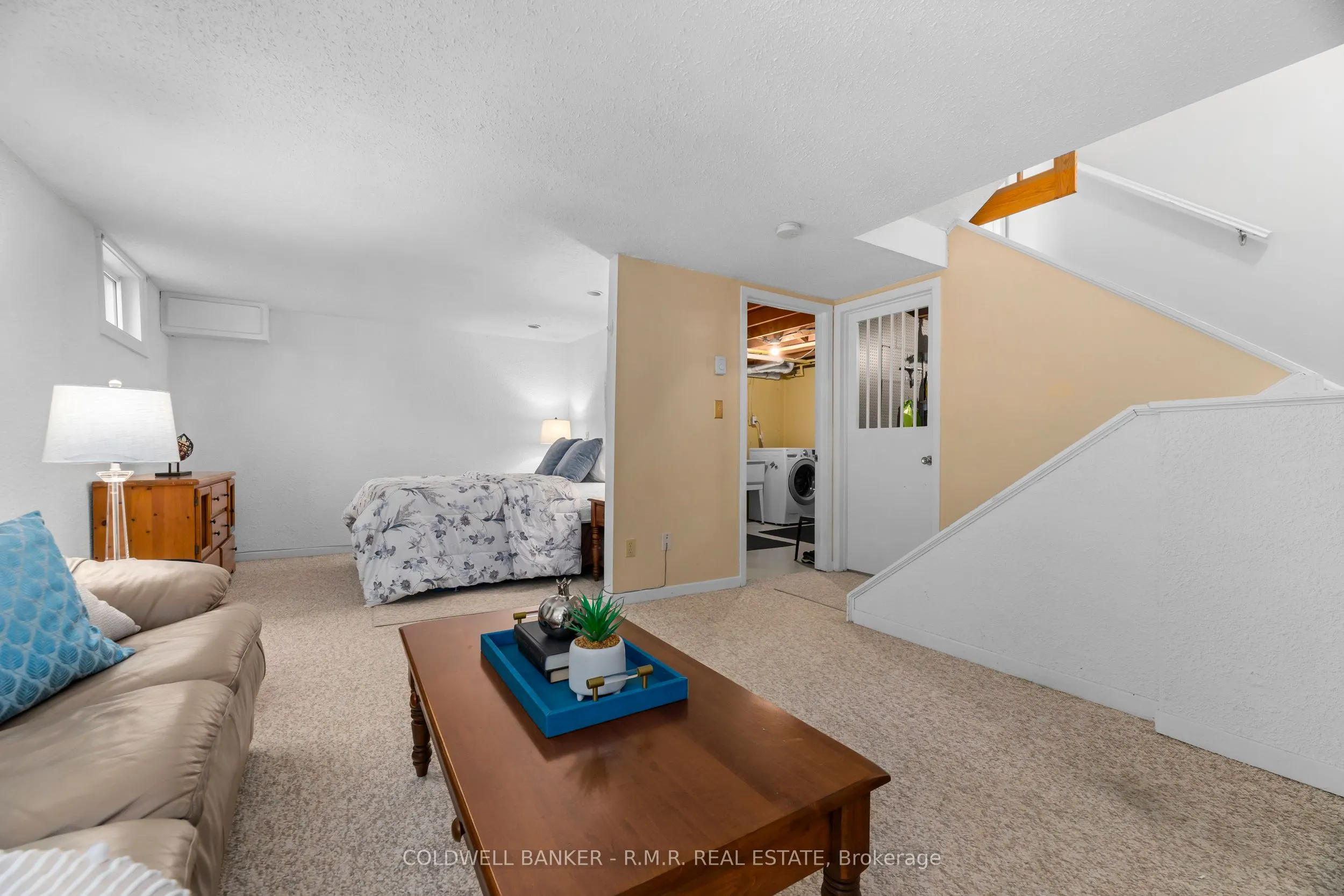 373 D'arcy Street #5