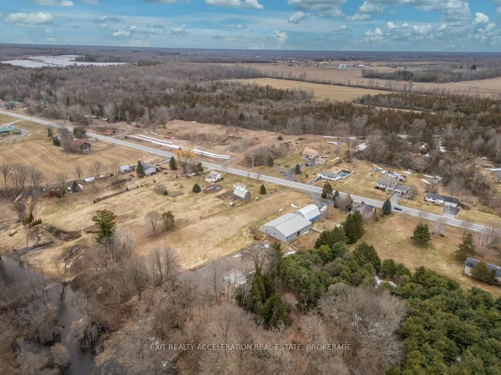 1125 County Rd 1 E