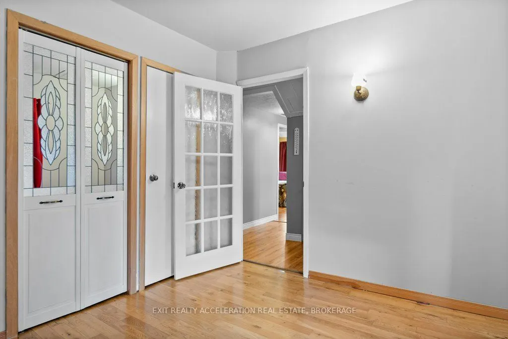 1125 County Rd 1 E