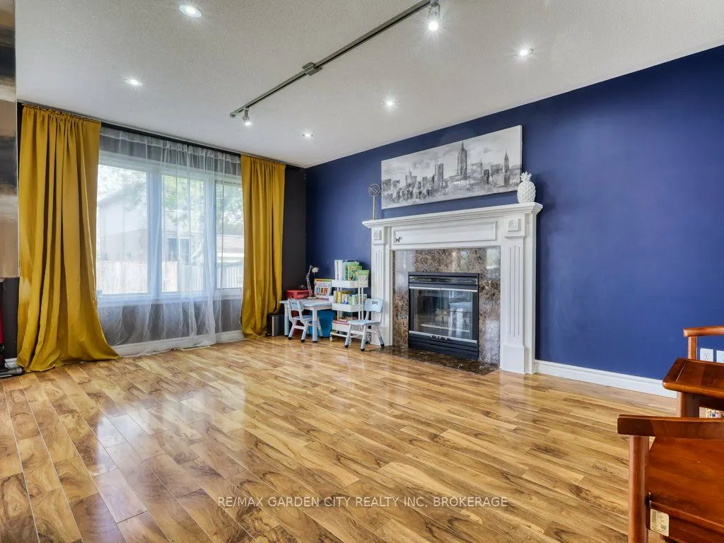 20 CONSIGLIA Drive