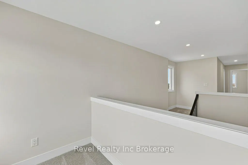 325 Kading Crescent