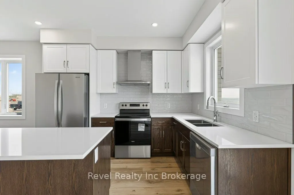 325 Kading Crescent