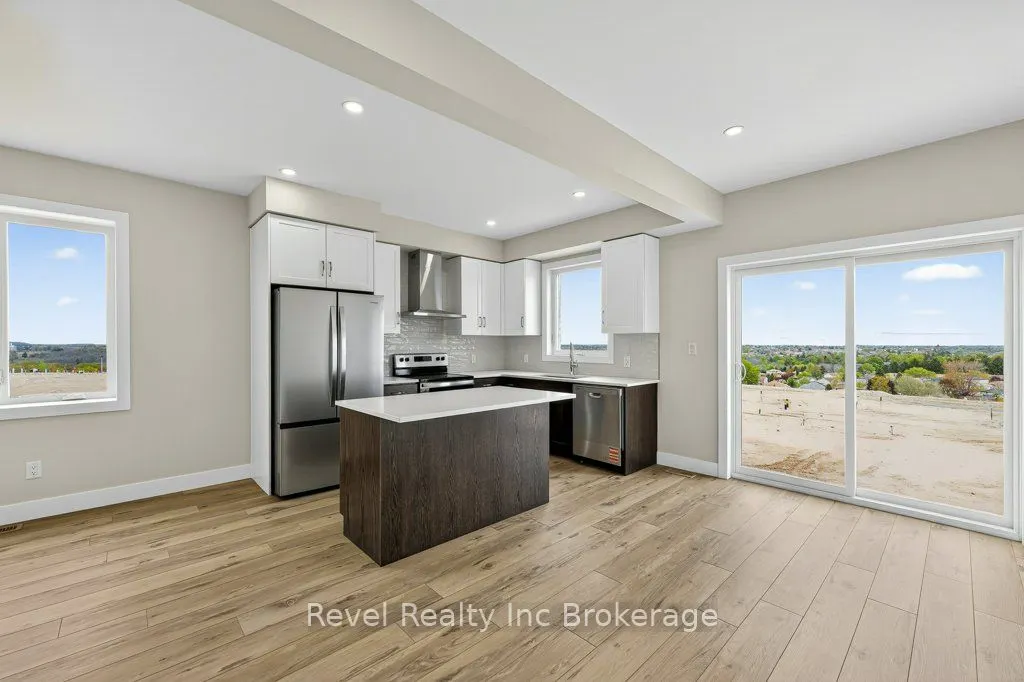 325 Kading Crescent