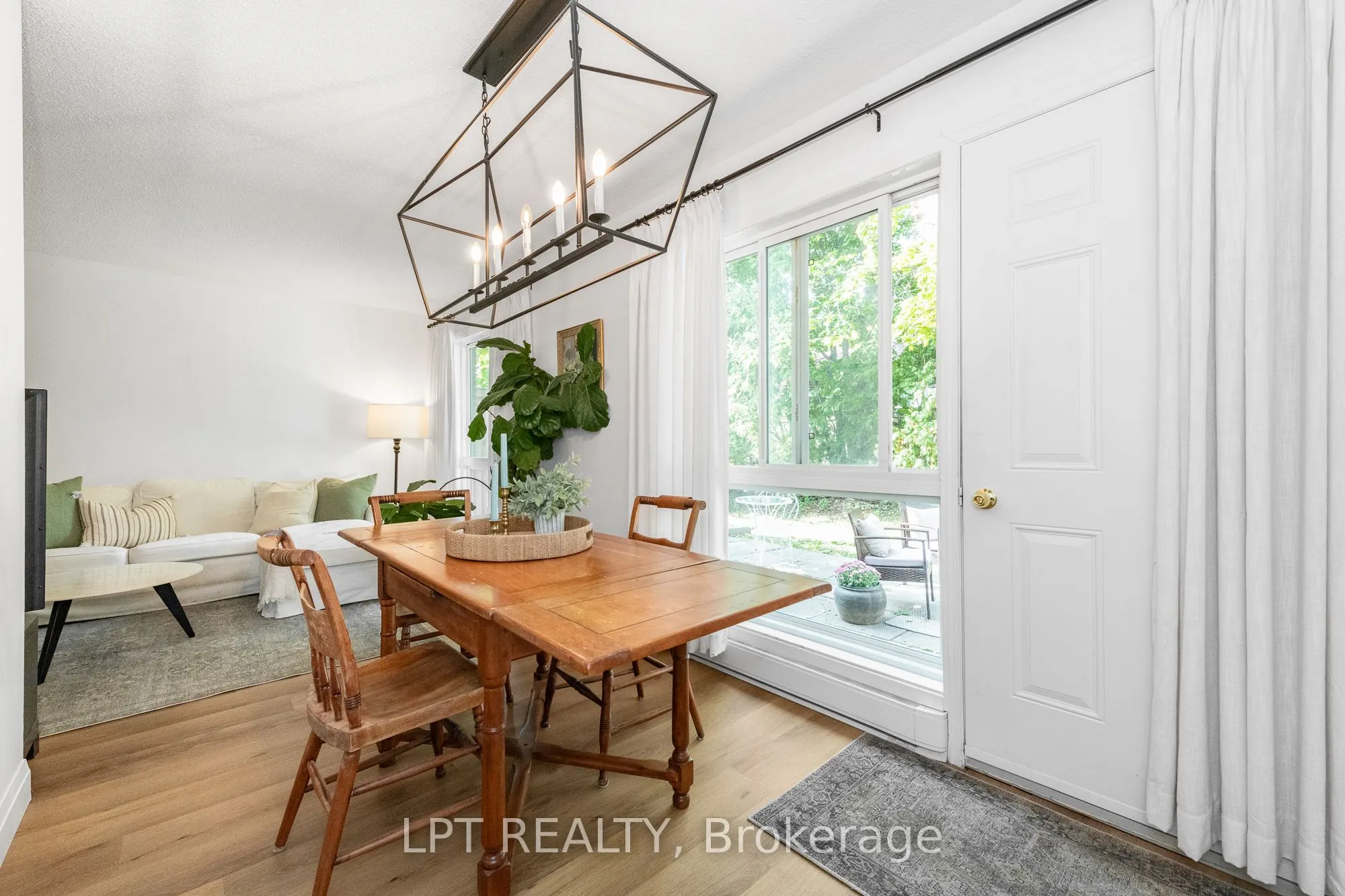 2080 OGILVIE Road #7J