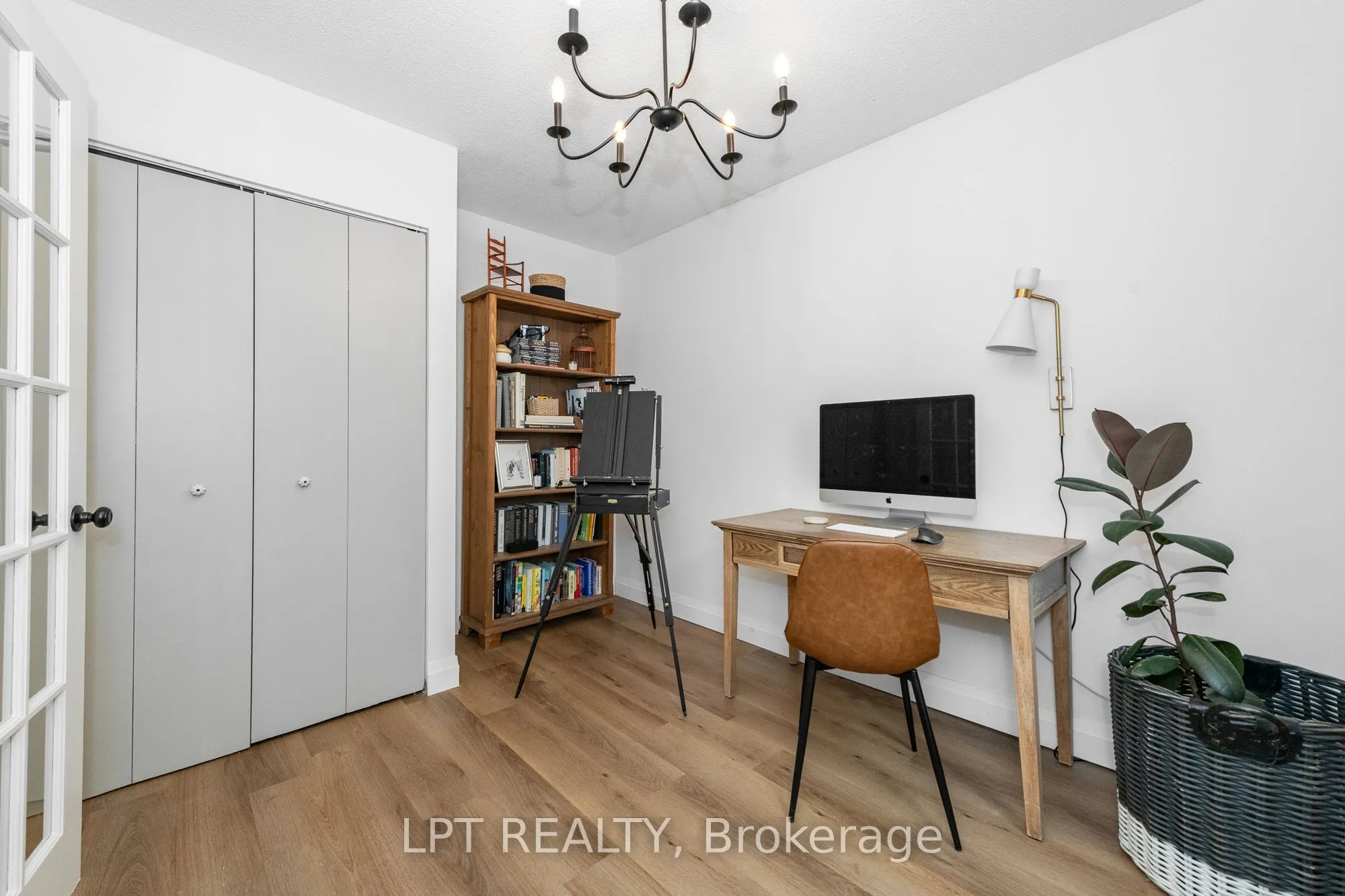 2080 OGILVIE Road #7J