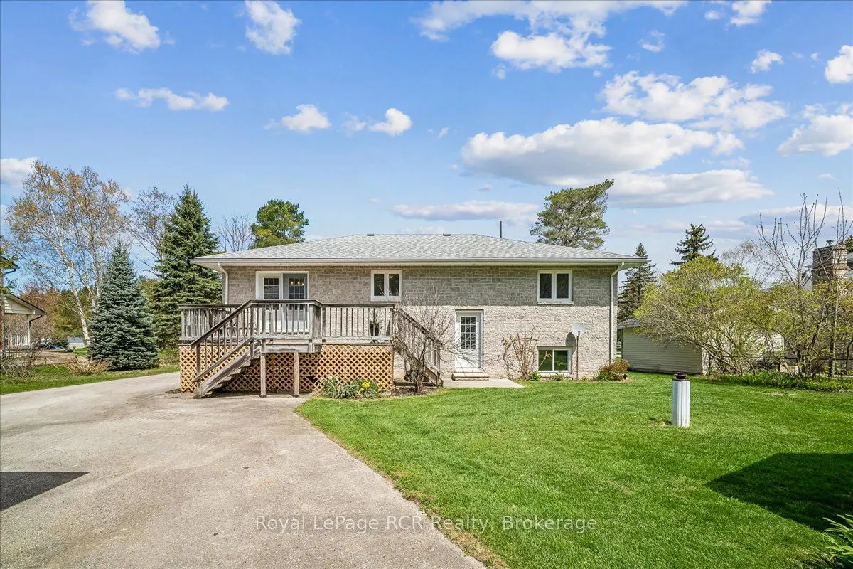30 Pine Tree Drive