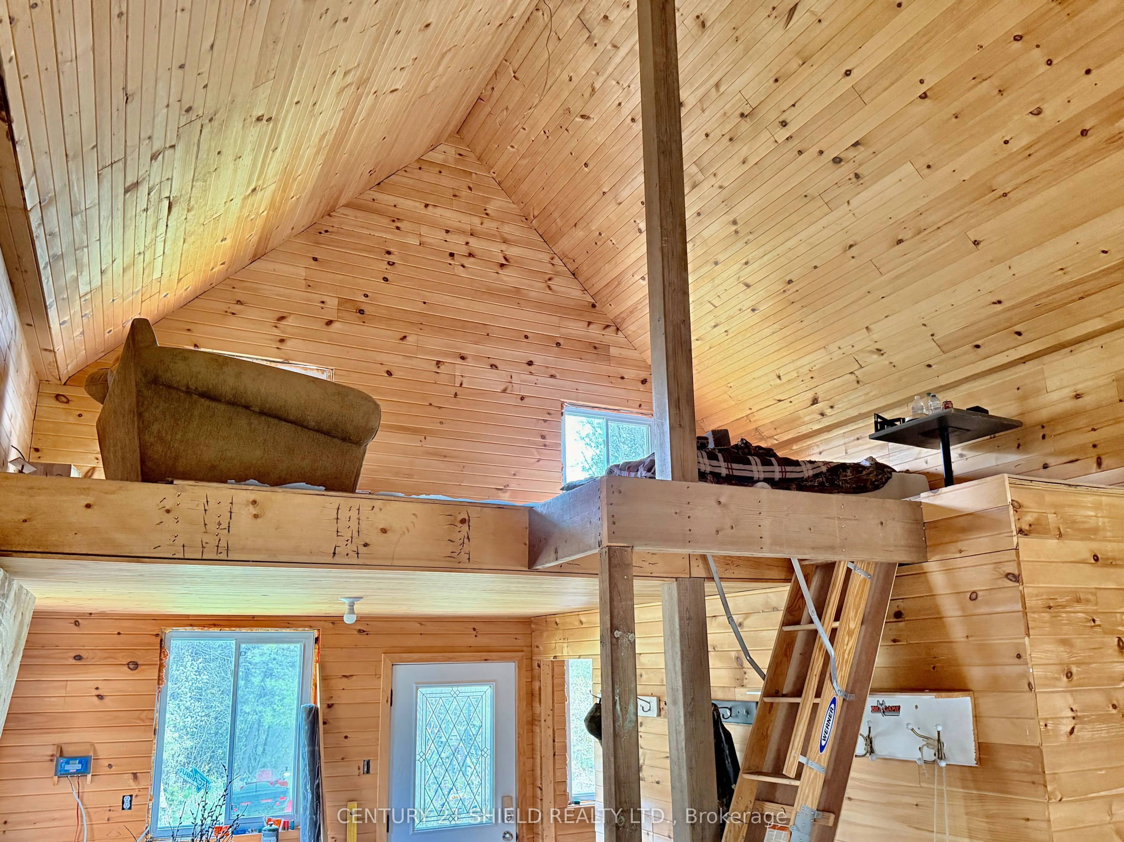 17637 Island Road E #, St. Andrews