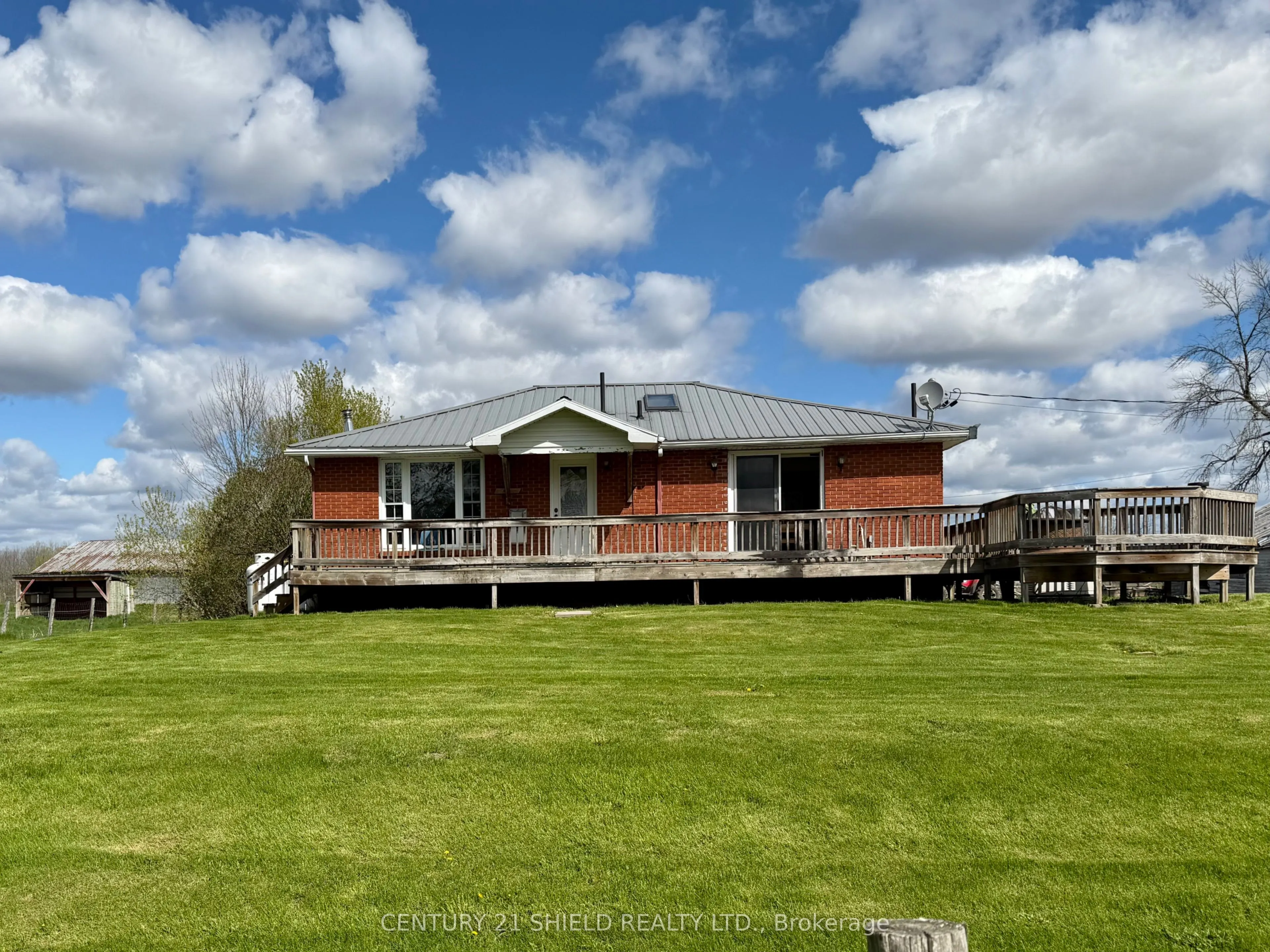 17637 Island Road E #, St. Andrews