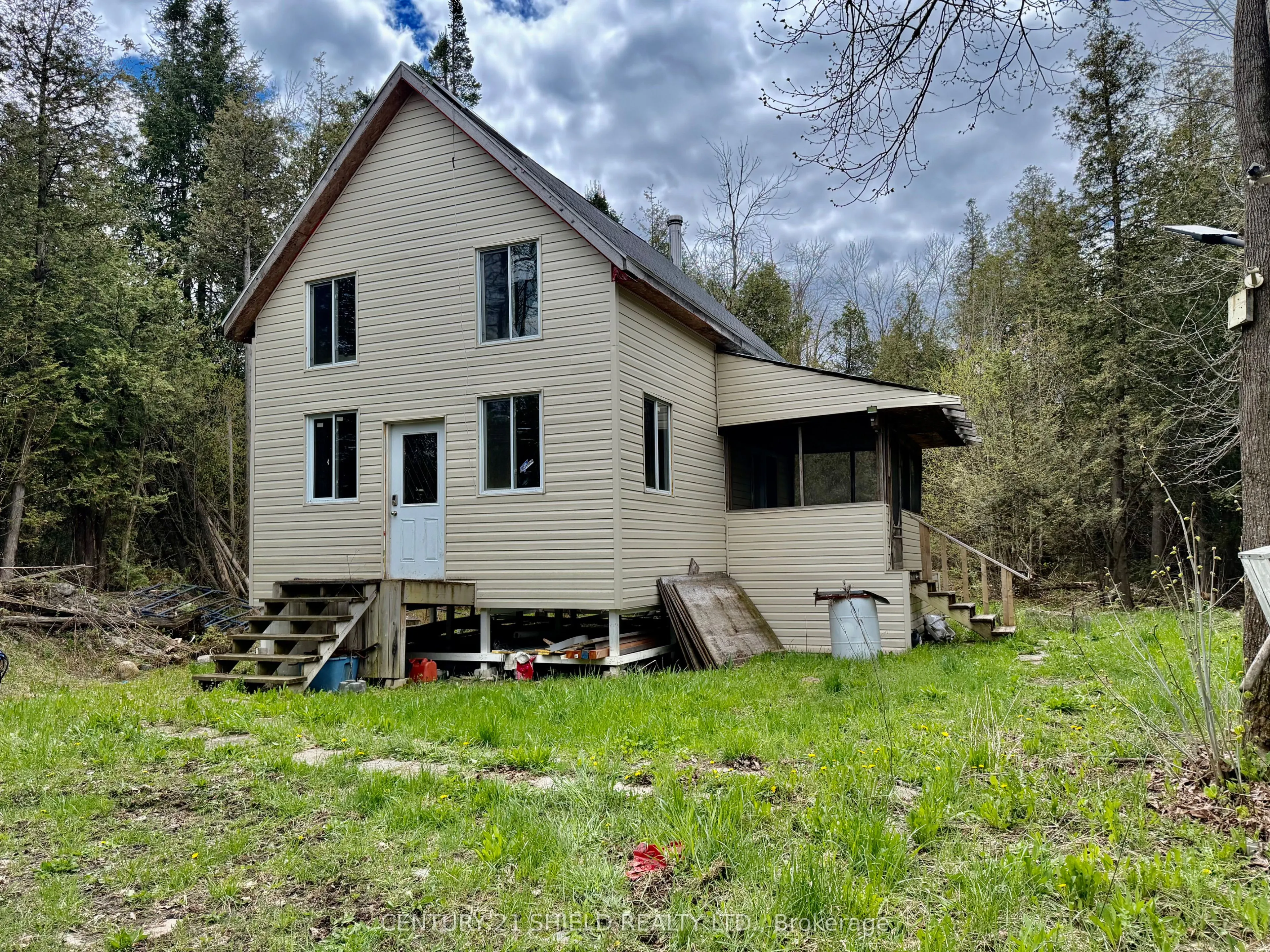 17637 Island Road E #, St. Andrews