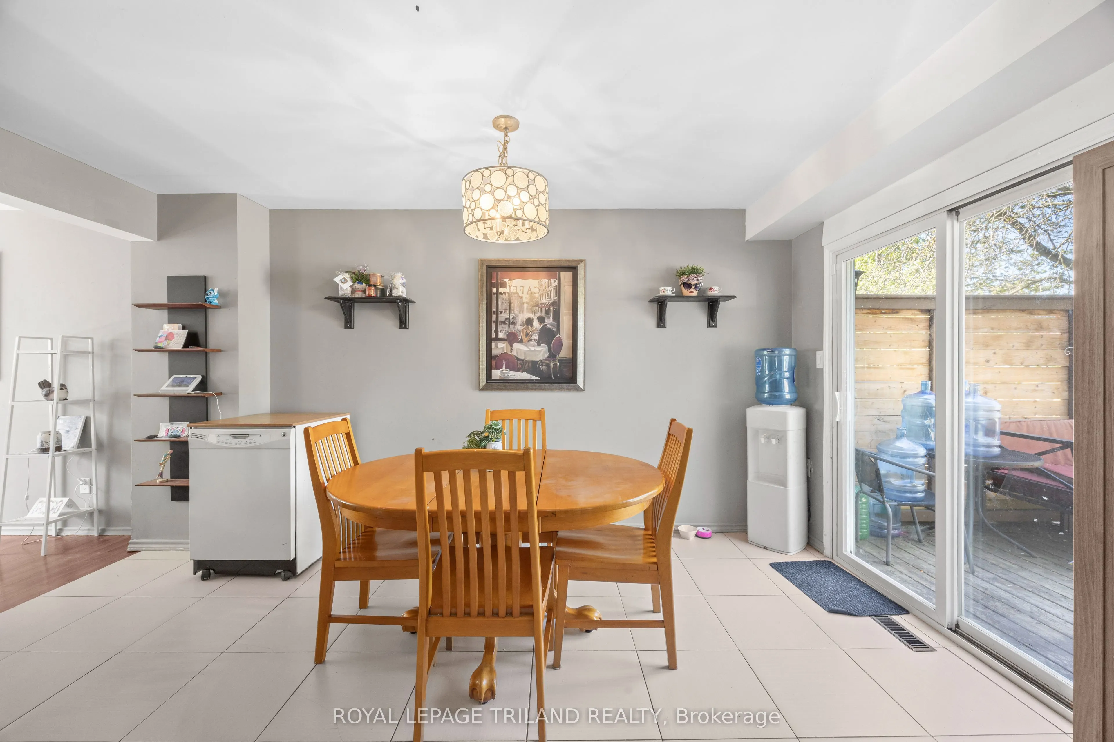 1769 Aldersbrook Road