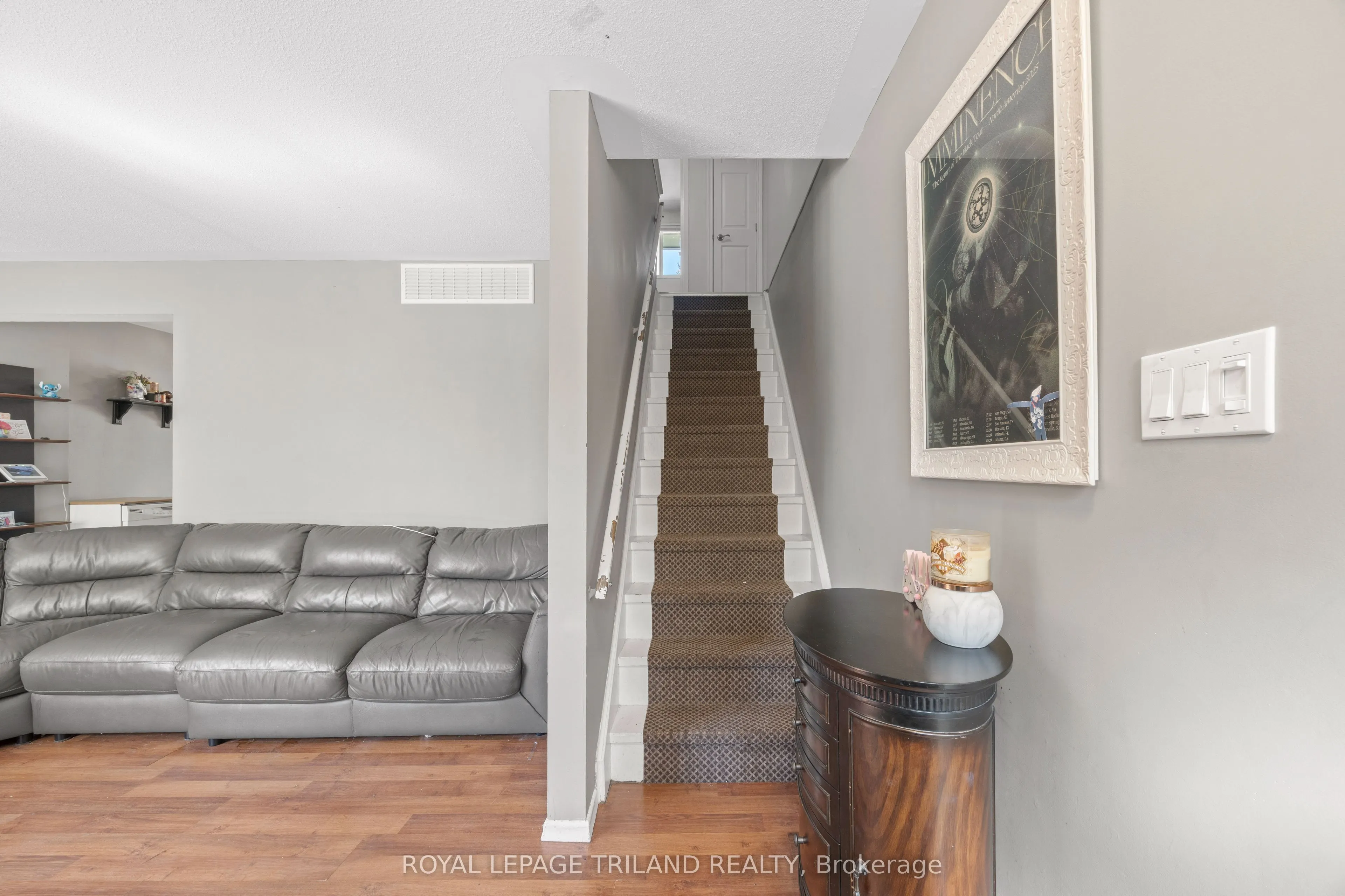 1769 Aldersbrook Road