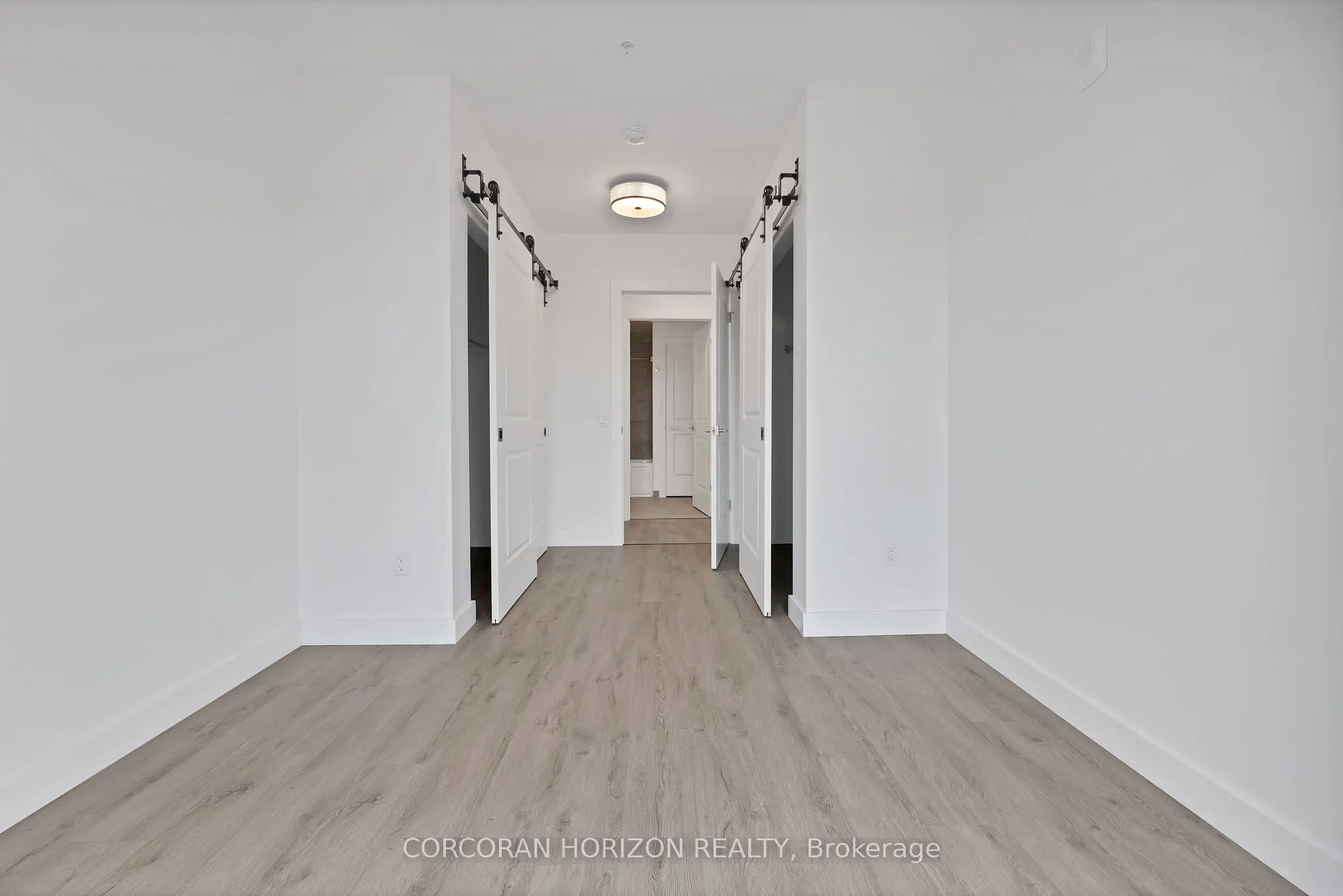 15 Glebe Street #1904