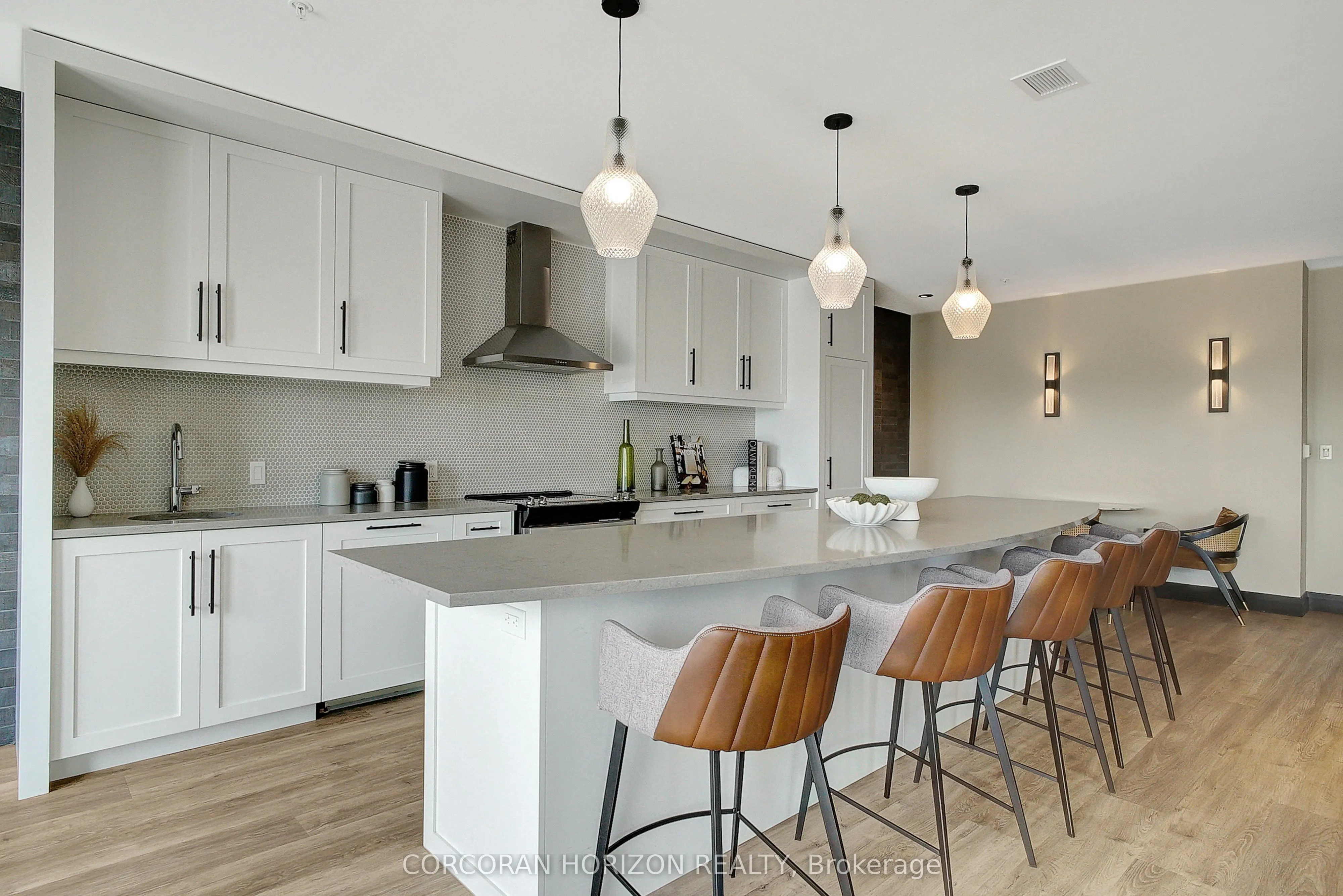 15 Glebe Street #1904