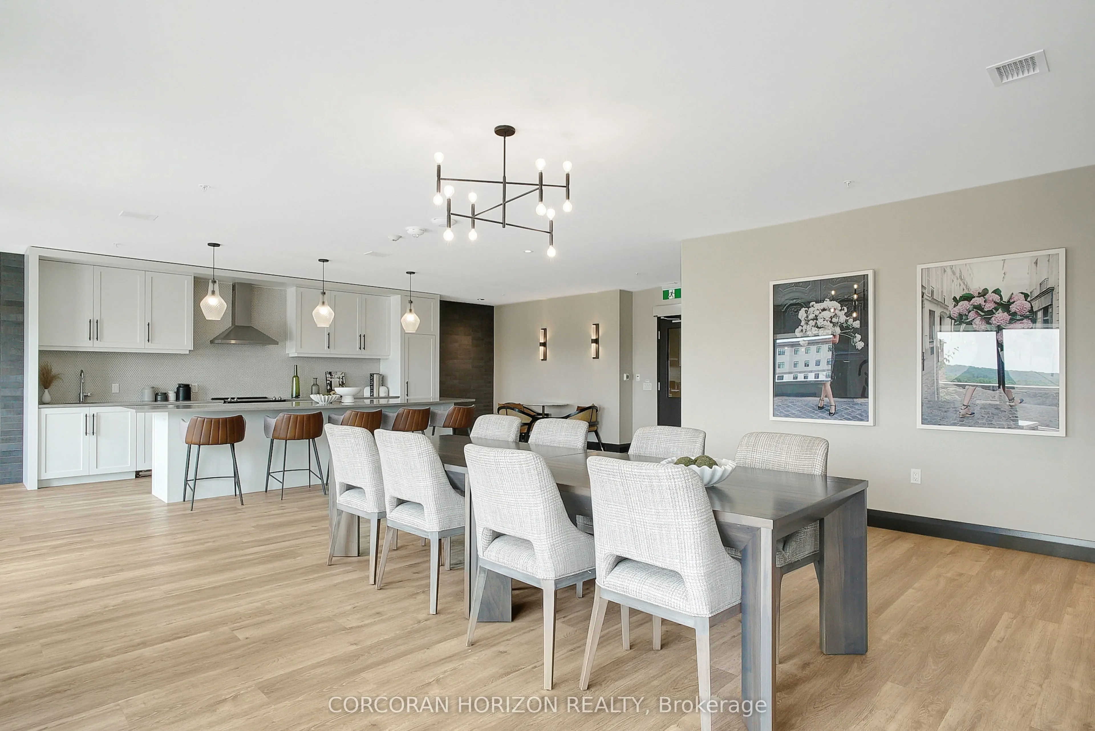 15 Glebe Street #1904