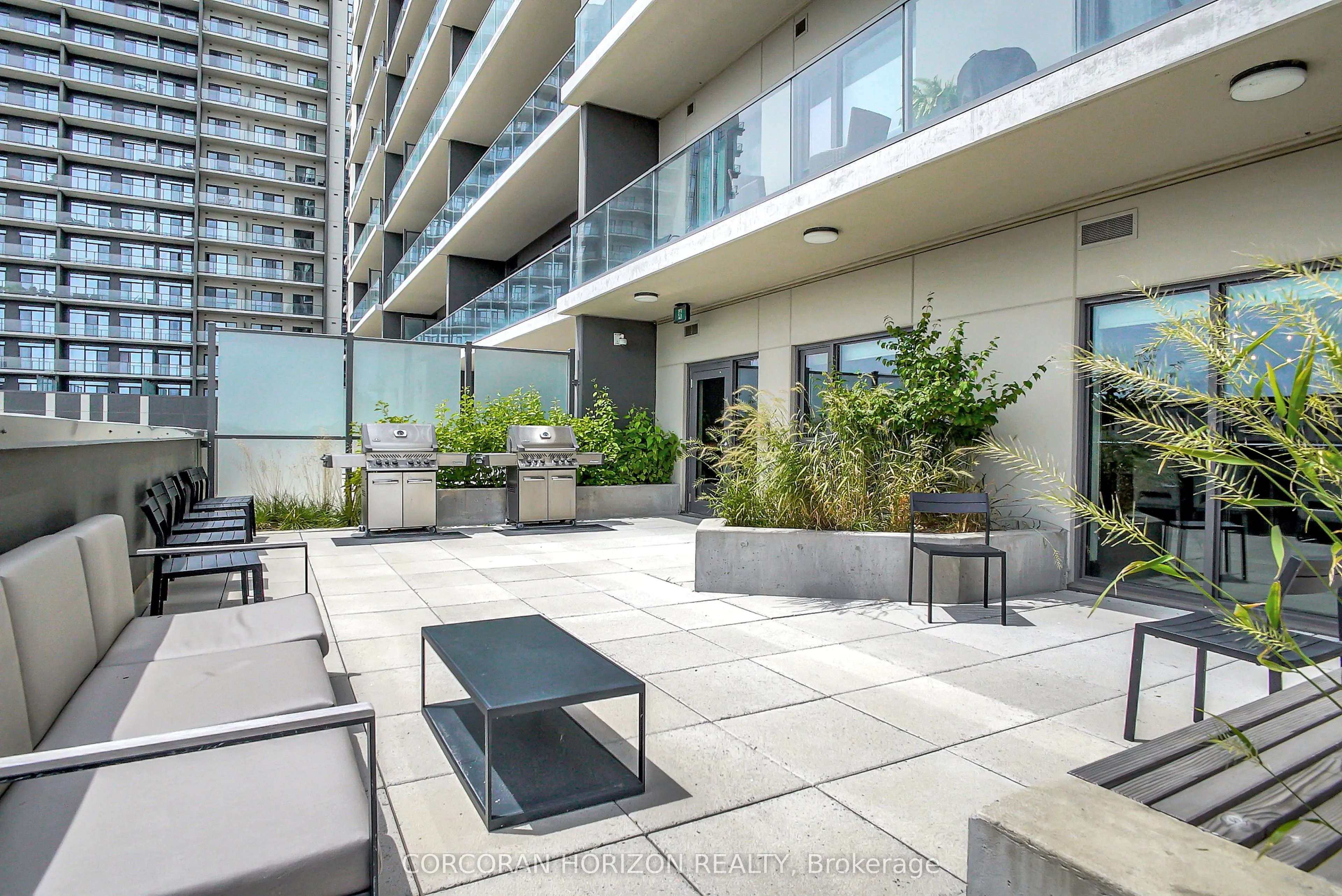 15 Glebe Street #1904