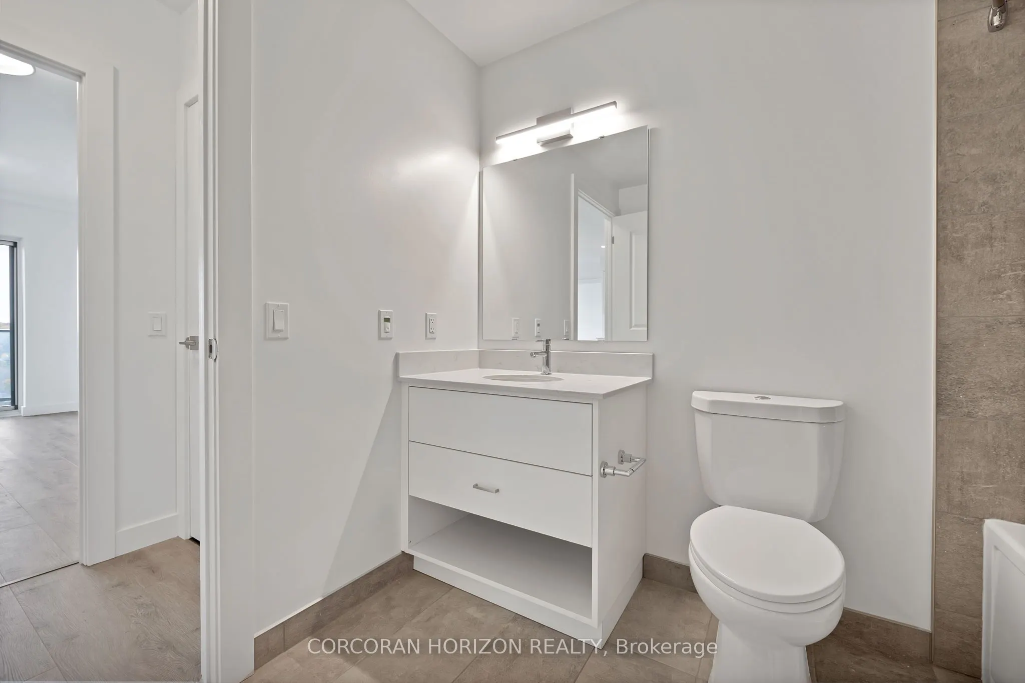 15 Glebe Street #1904