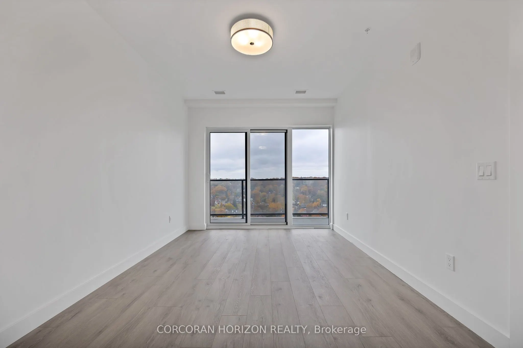 15 Glebe Street #1904
