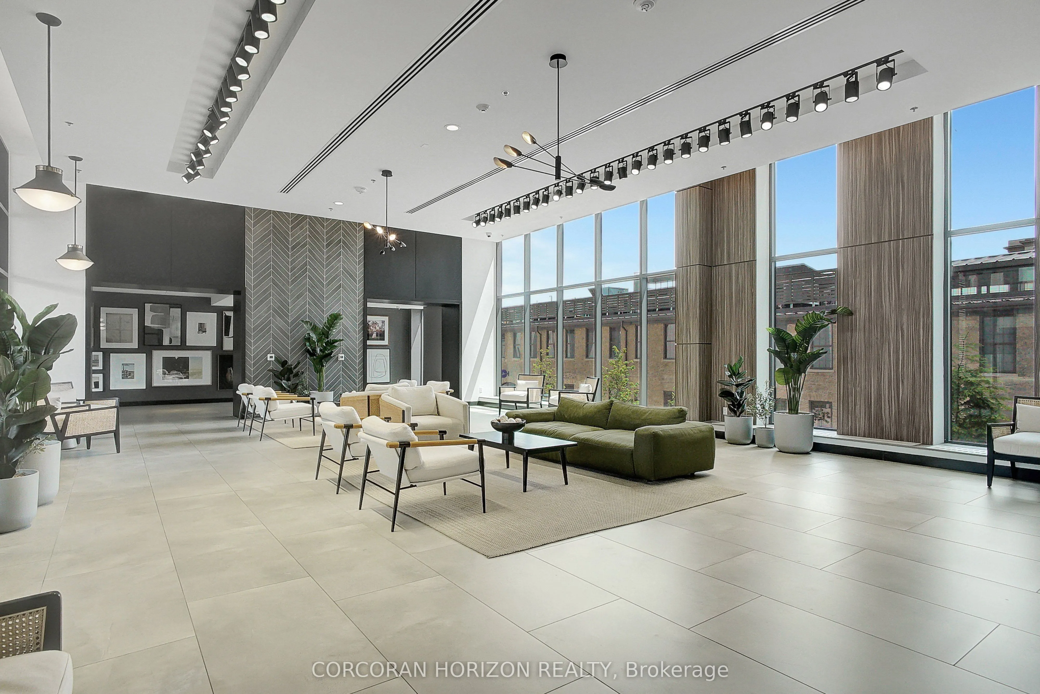 15 Glebe Street #1904