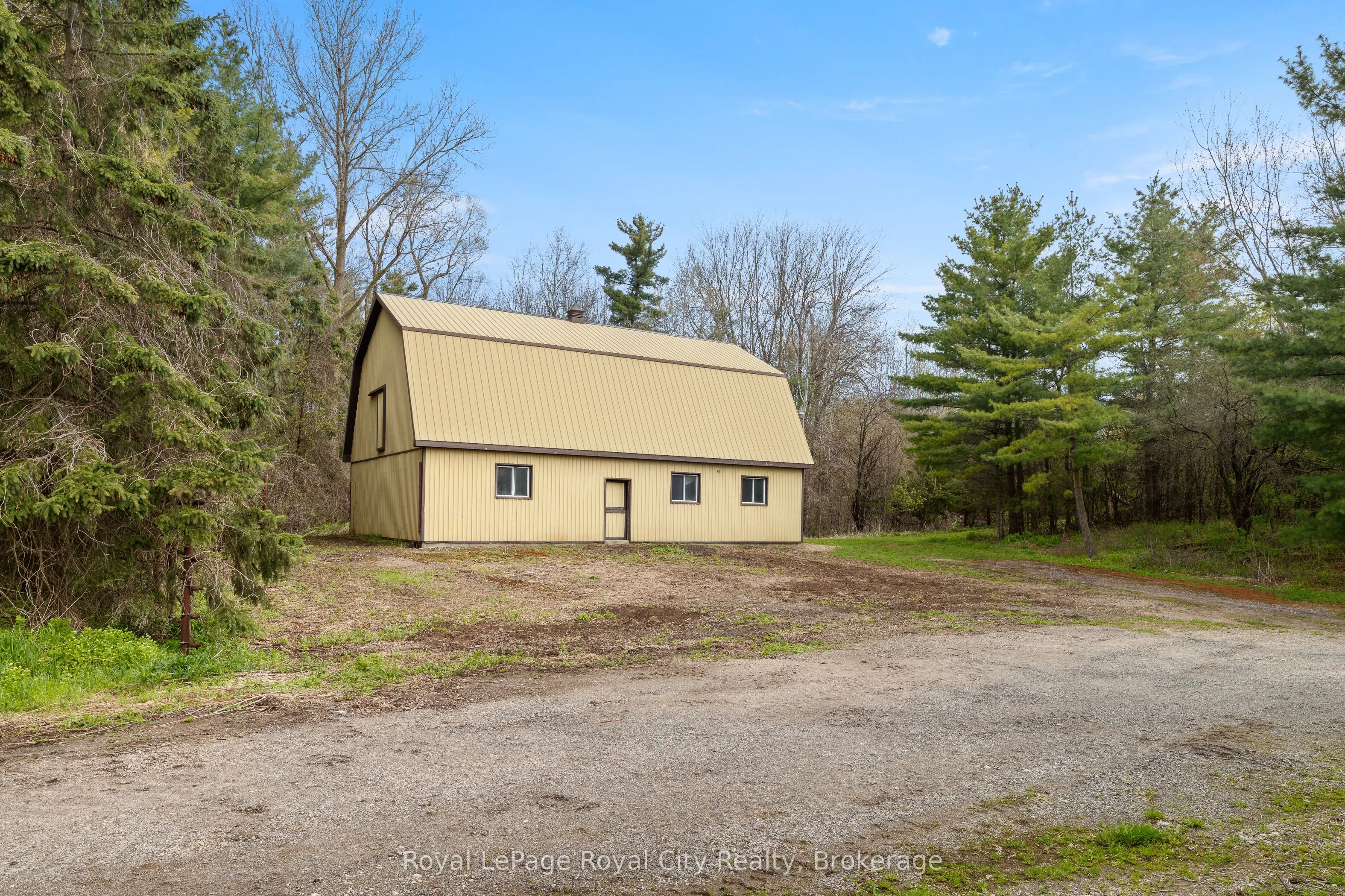 4646 Sideroad 20 N