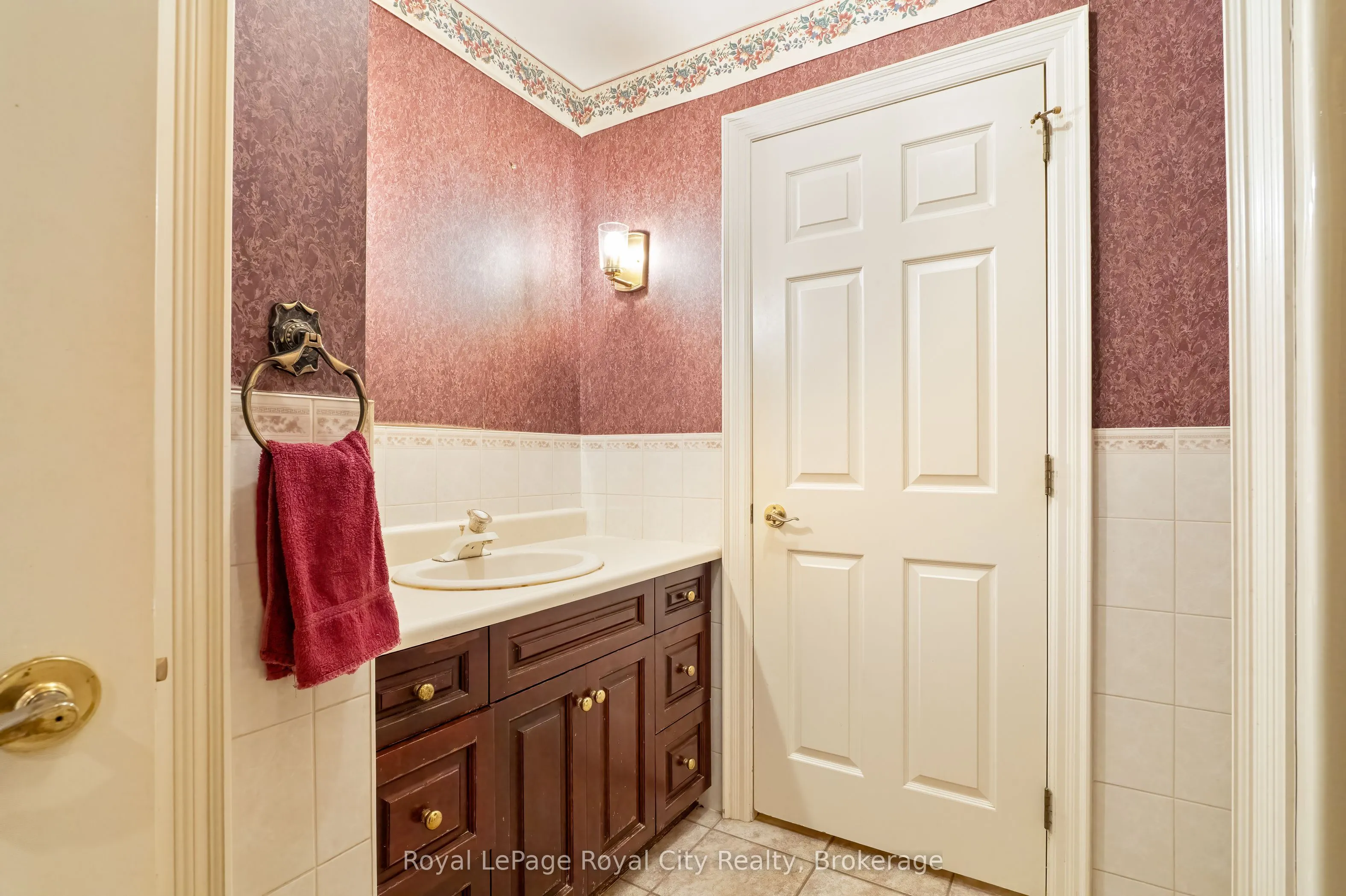 4646 Sideroad 20 N