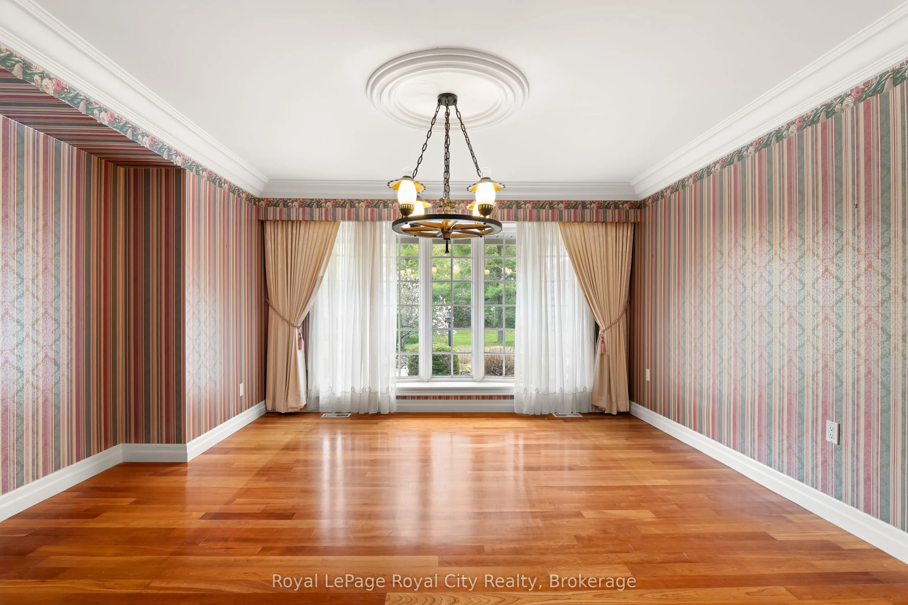 4646 Sideroad 20 N