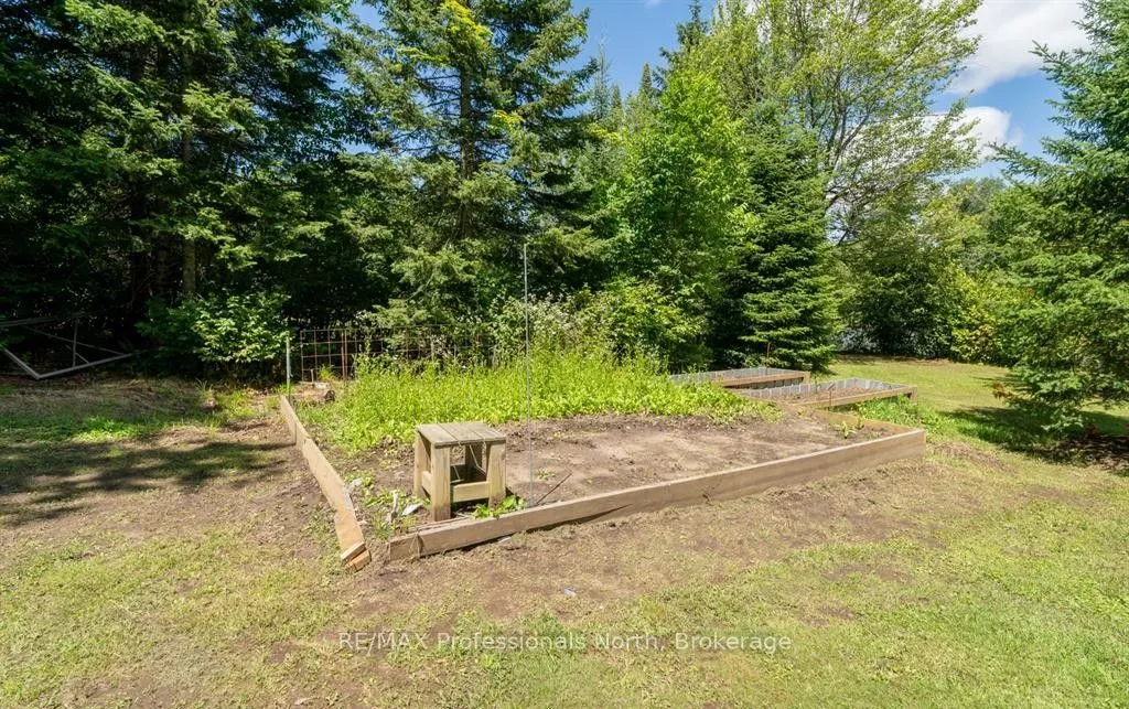 899 KATRINE Road