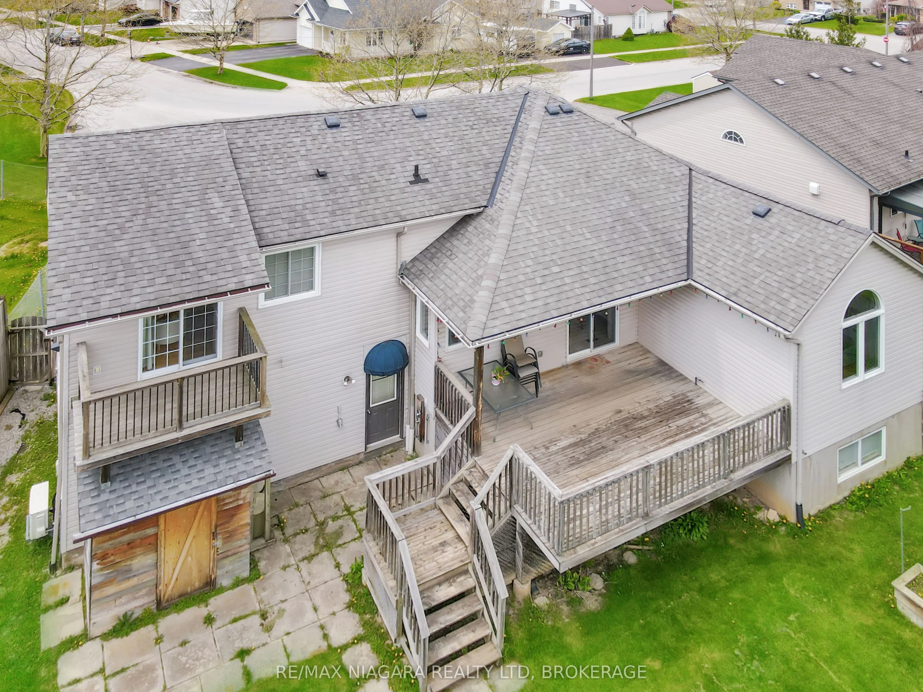 3561 Carver Street