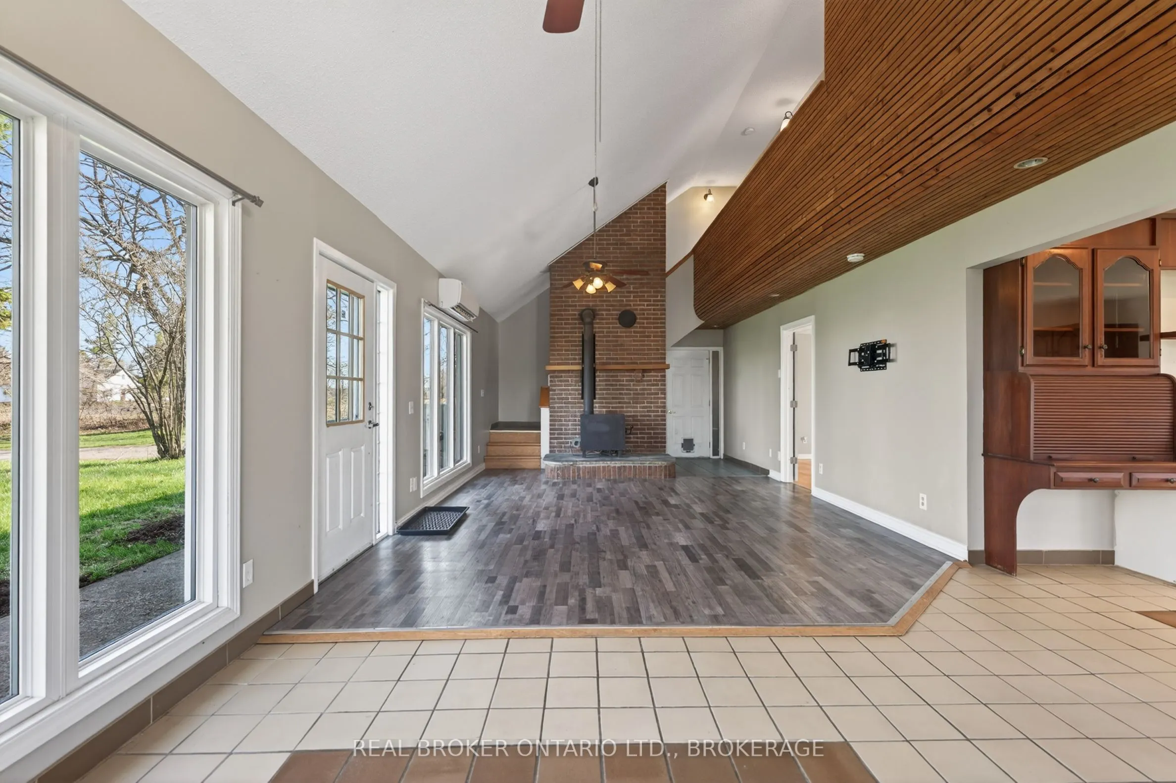 2268 Mcintyre Road