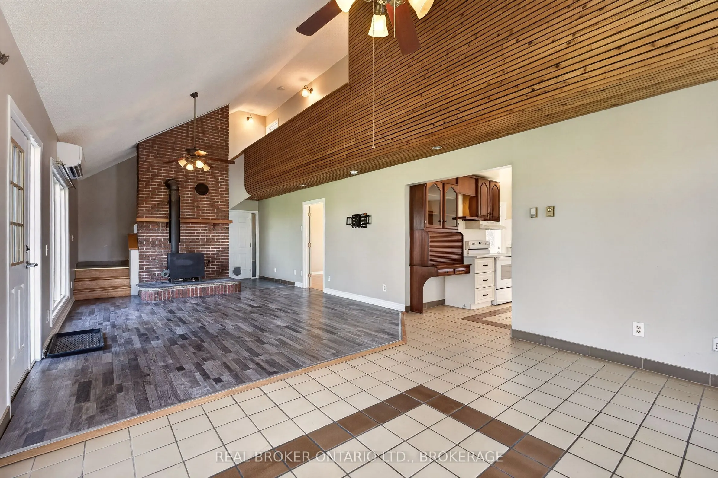 2268 Mcintyre Road