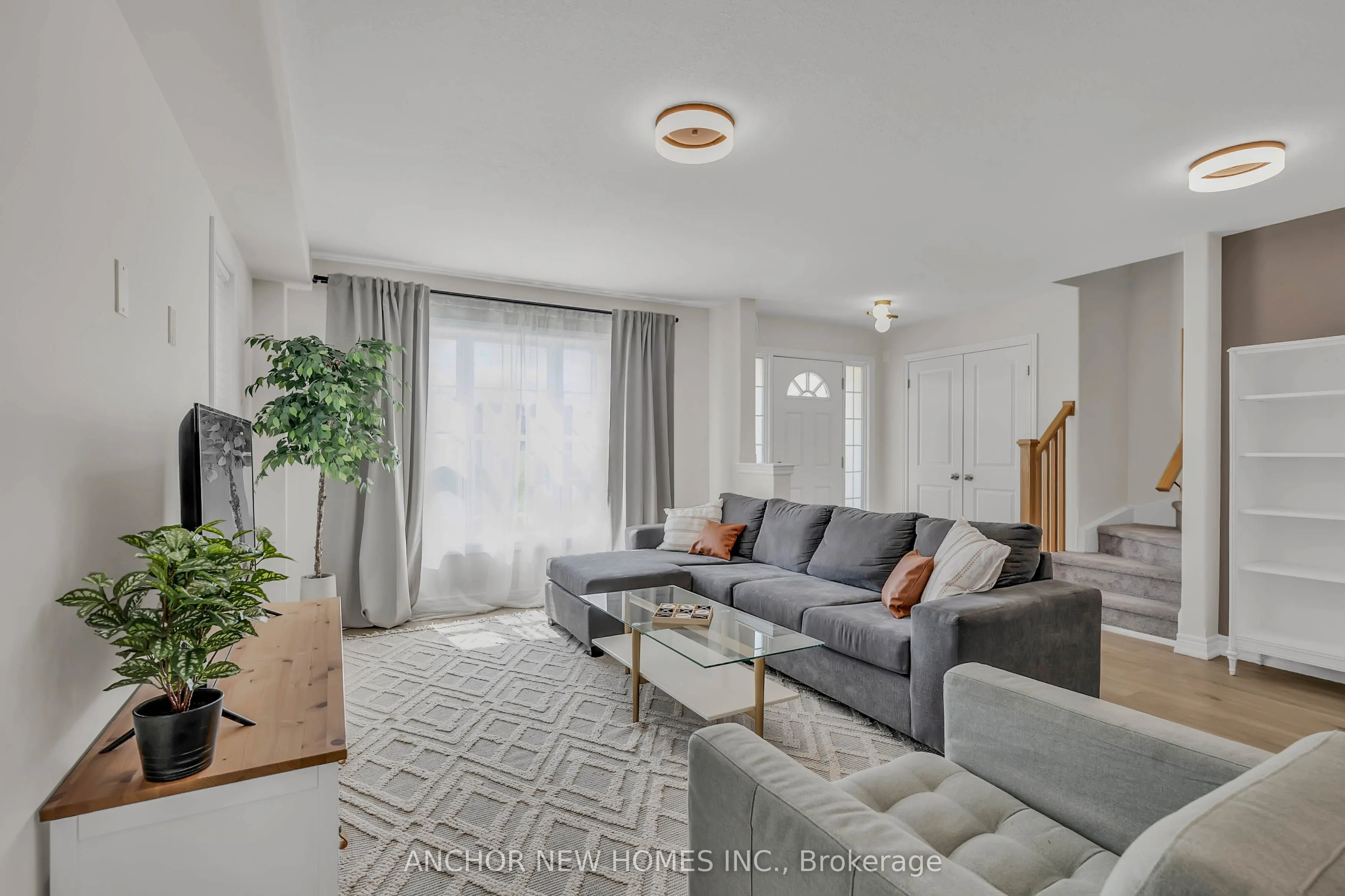 883 Broadway Boulevard