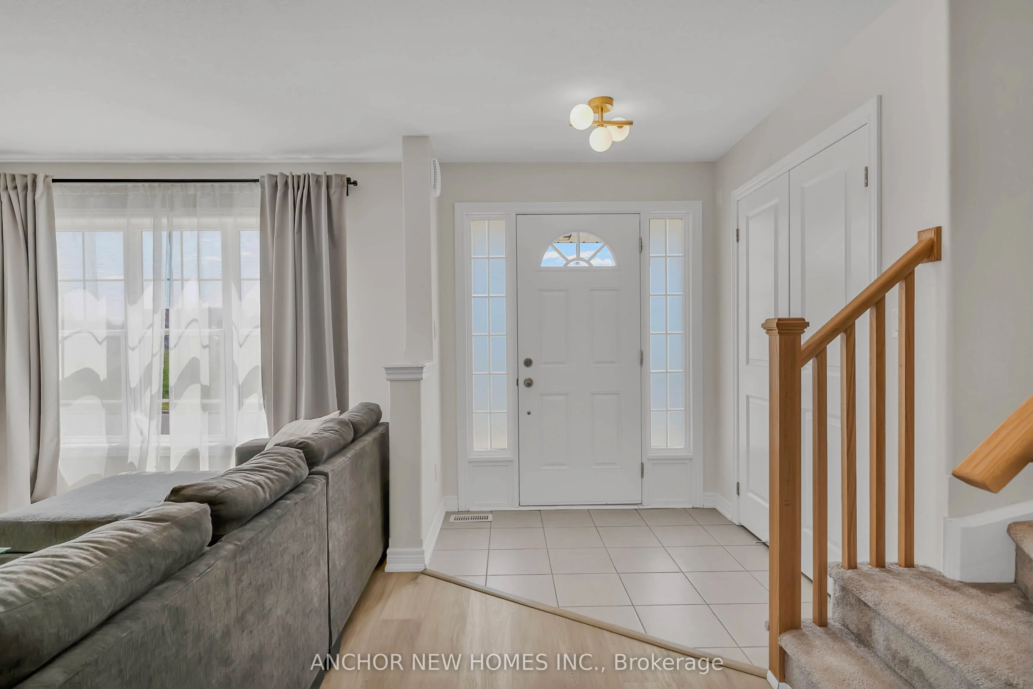 883 Broadway Boulevard